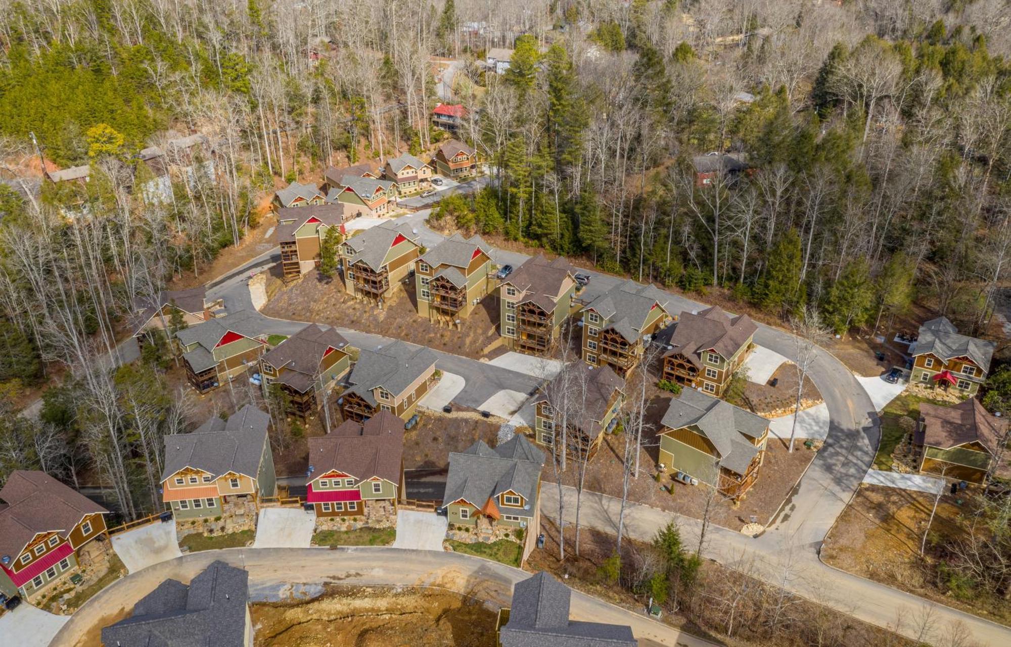 Wet And Wild By Eden Crest Chalet Gatlinburg