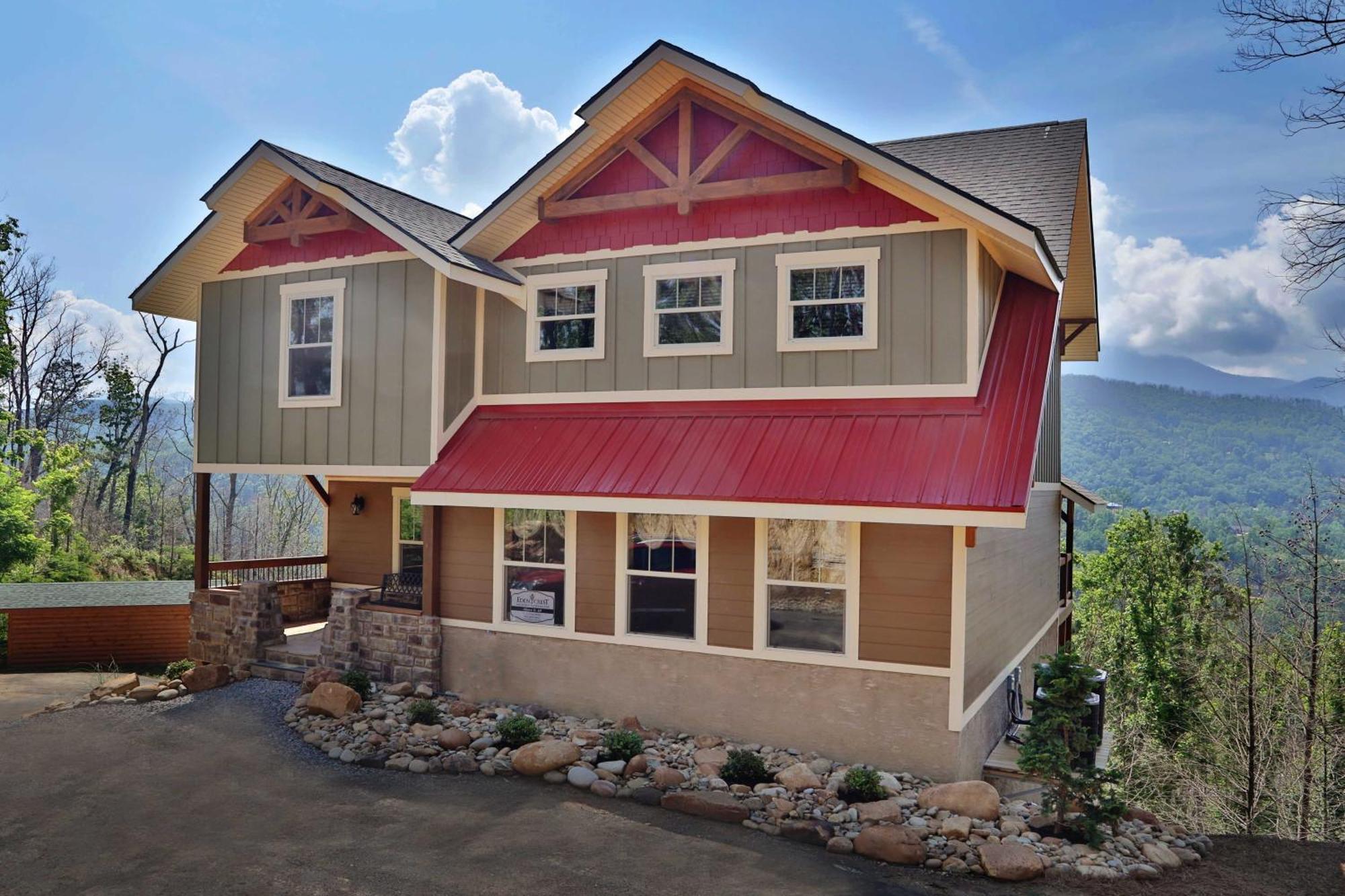 Above It By Eden Crest Chalet *