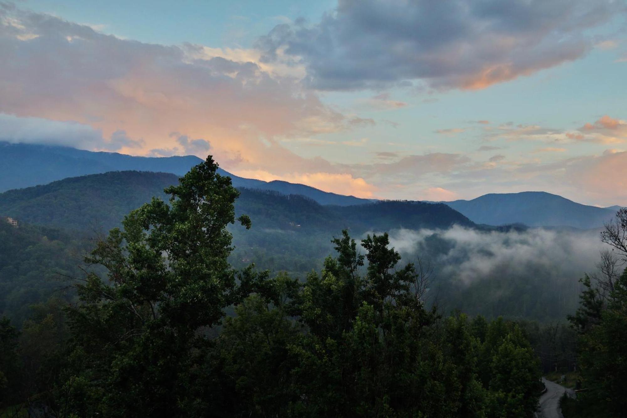 Above It By Eden Crest Gatlinburg