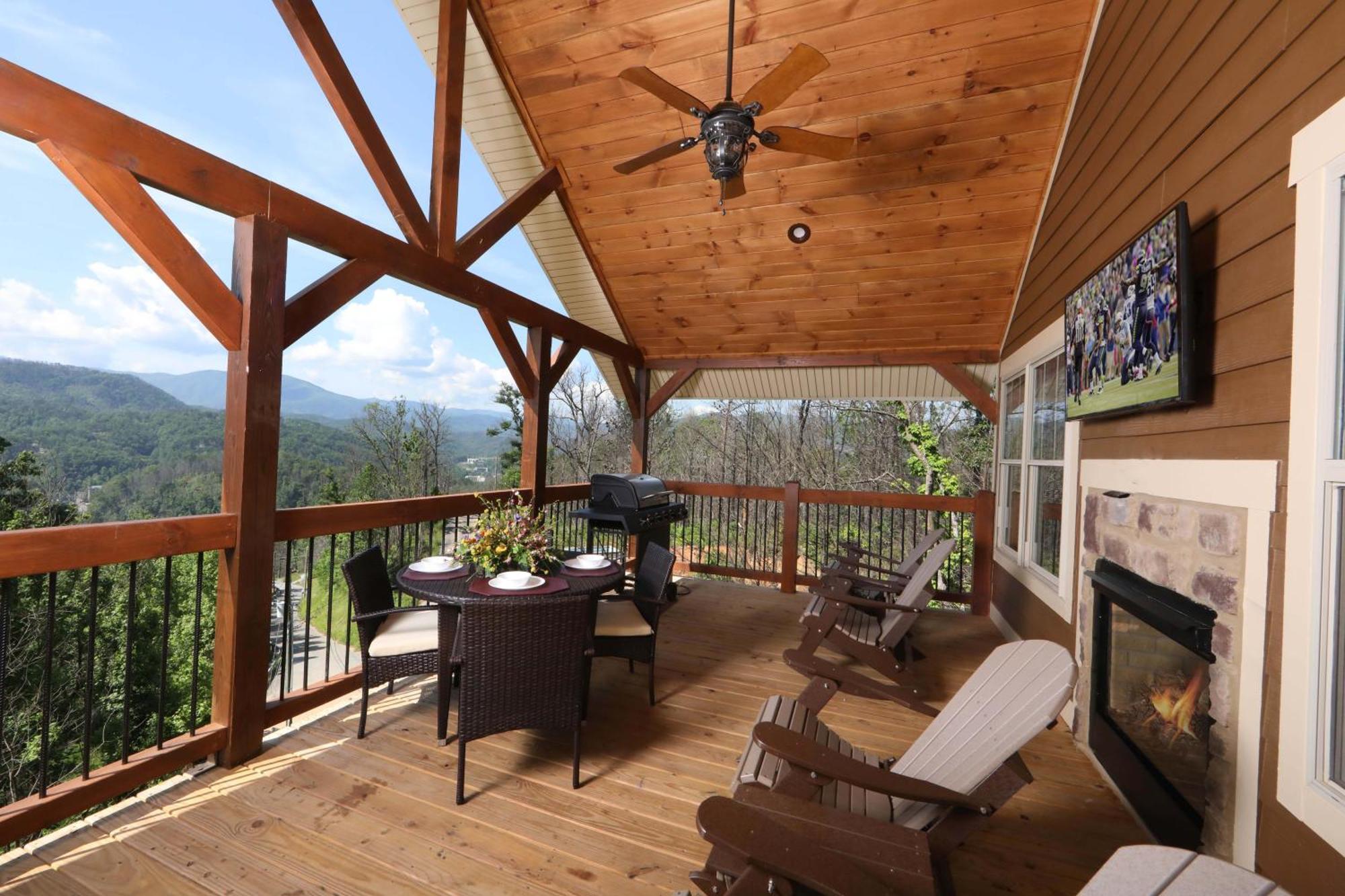 Above It By Eden Crest Chalet Gatlinburg