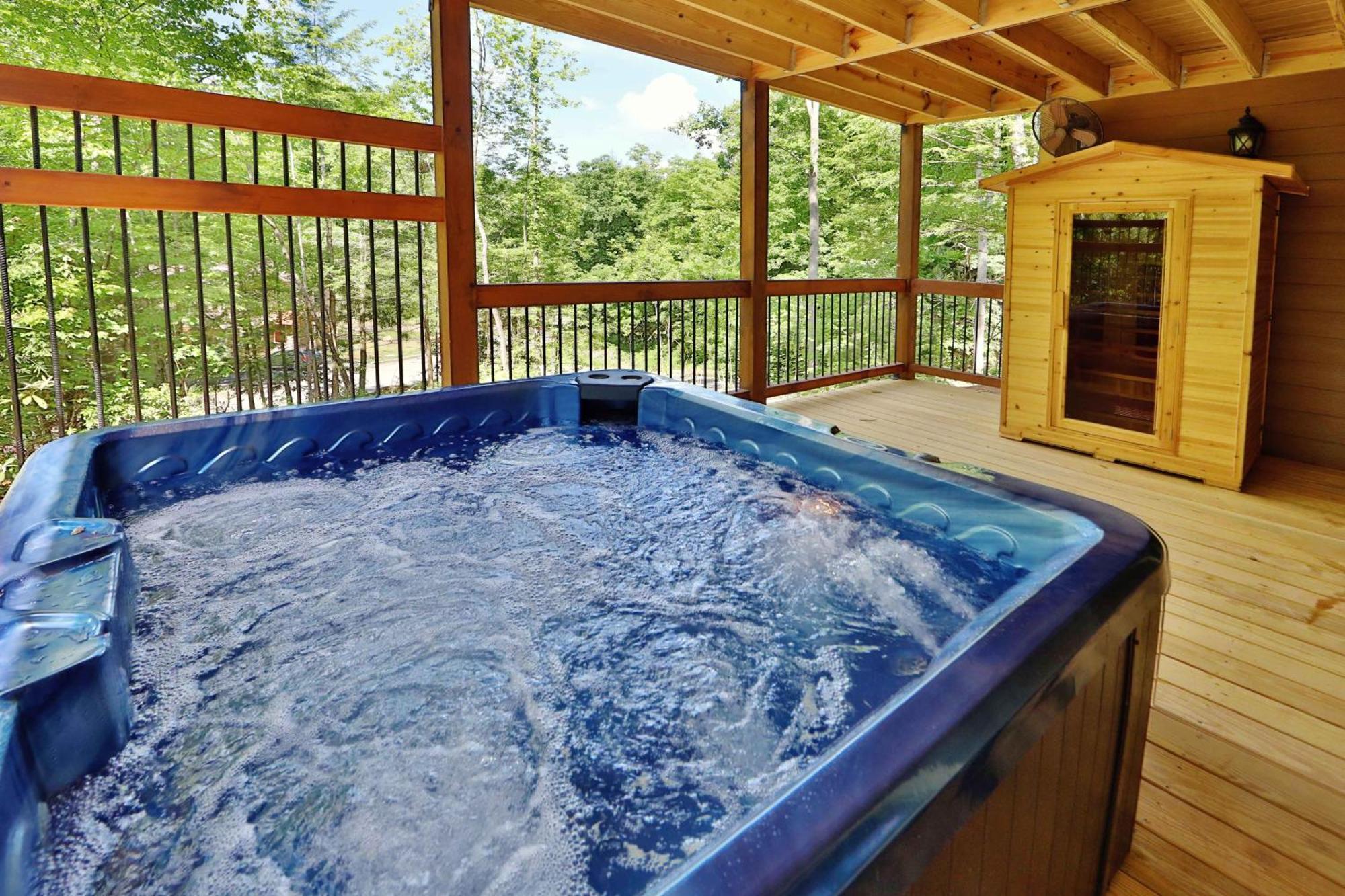 Movie Dive By Eden Crest * Gatlinburg