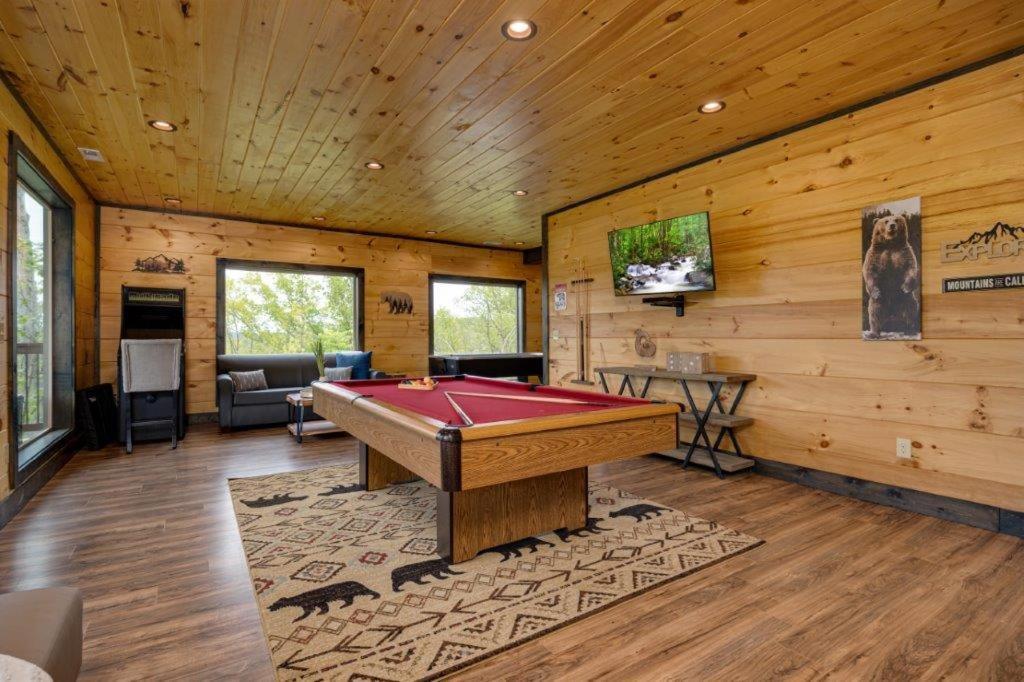 Chalet Peace Giver By Eden Crest Gatlinburg