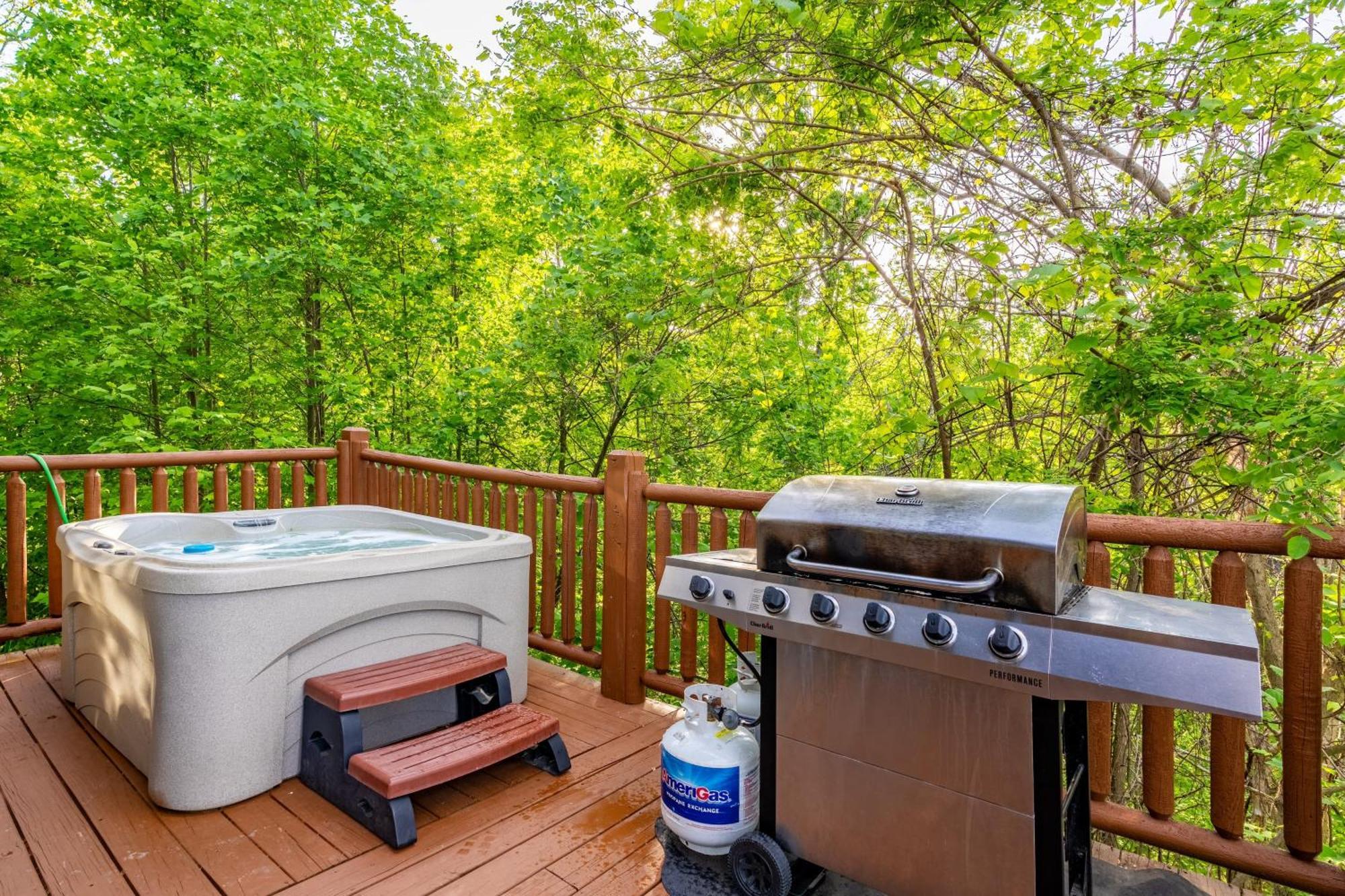 Hollows Haven By Avantstay Hot Tub Sauna Balcony And Tree Views * Gatlinburg