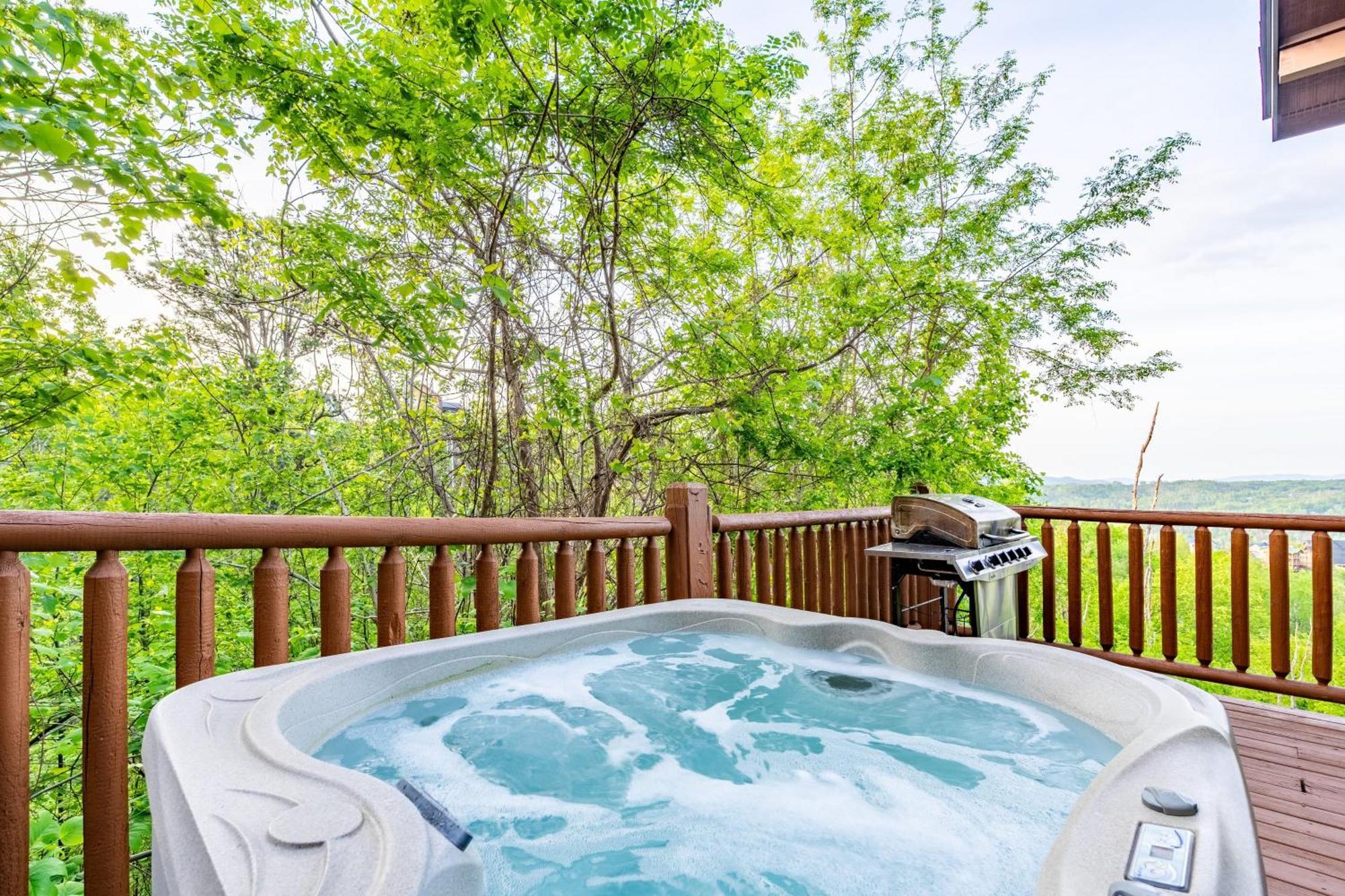 Hollows Haven By Avantstay Hot Tub Sauna Balcony And Tree Views Holiday home *