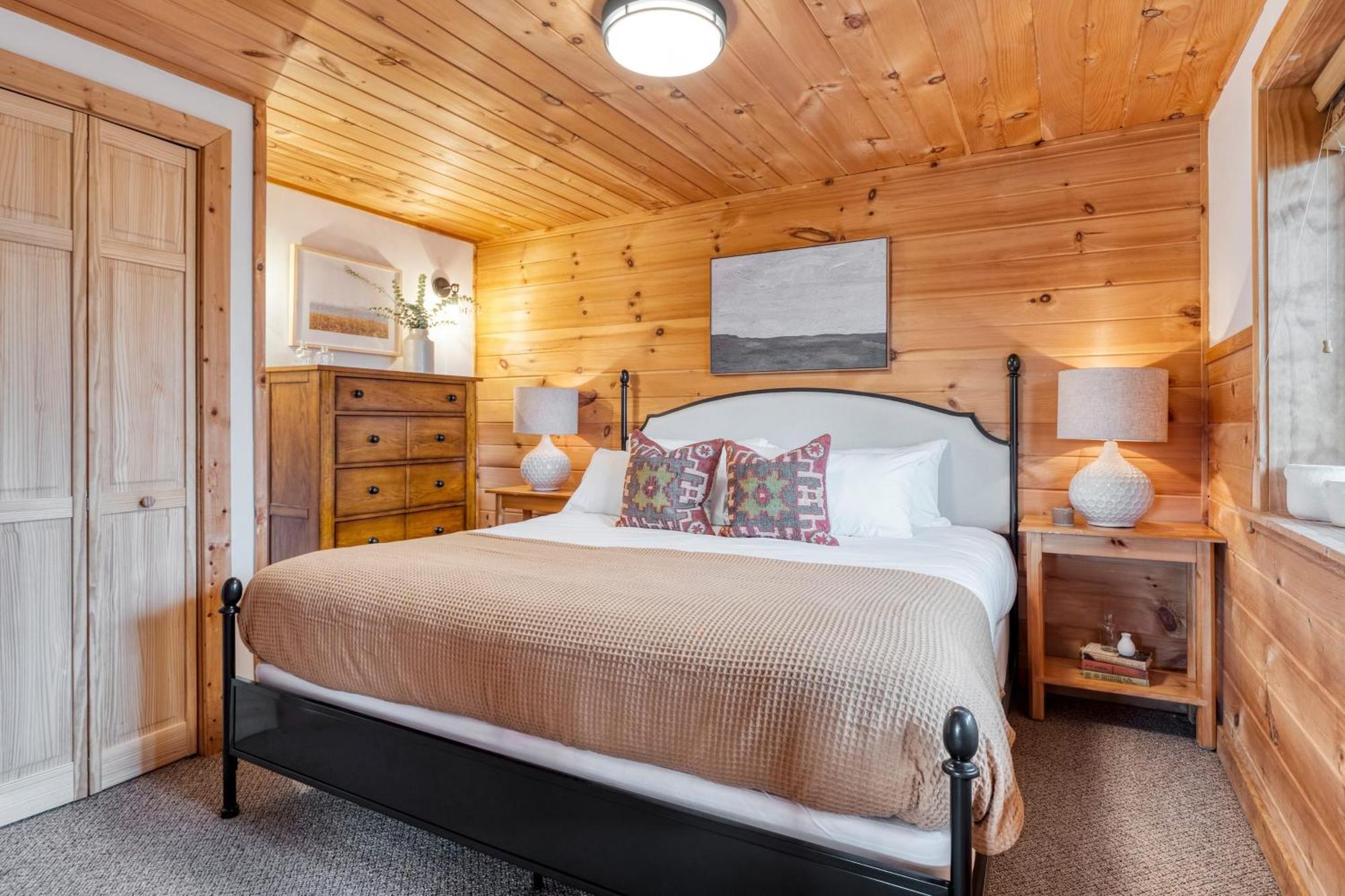 Holiday home Chestnut By Avantstay Mountain W Treetop Views Hot Tub Game Gatlinburg
