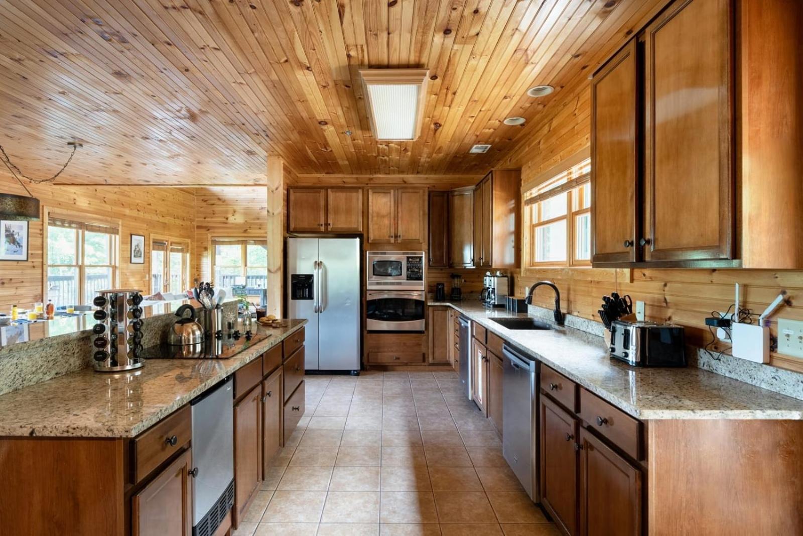 Hickory Ridge By Avantstay Incredible Private Elevated Sleeps 20 * Gatlinburg