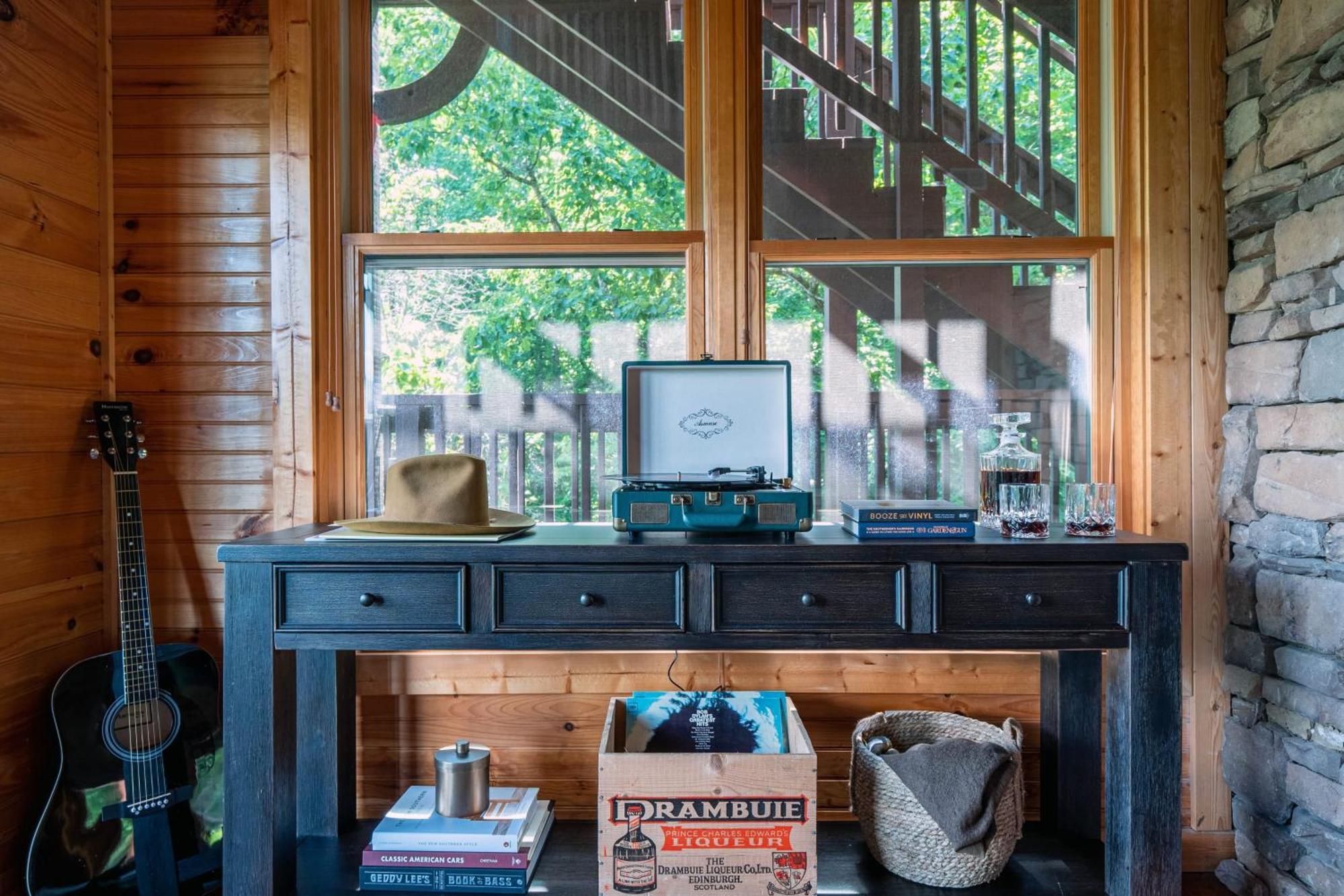 Hickory Ridge By Avantstay Incredible Private Elevated Sleeps 20 Holiday home