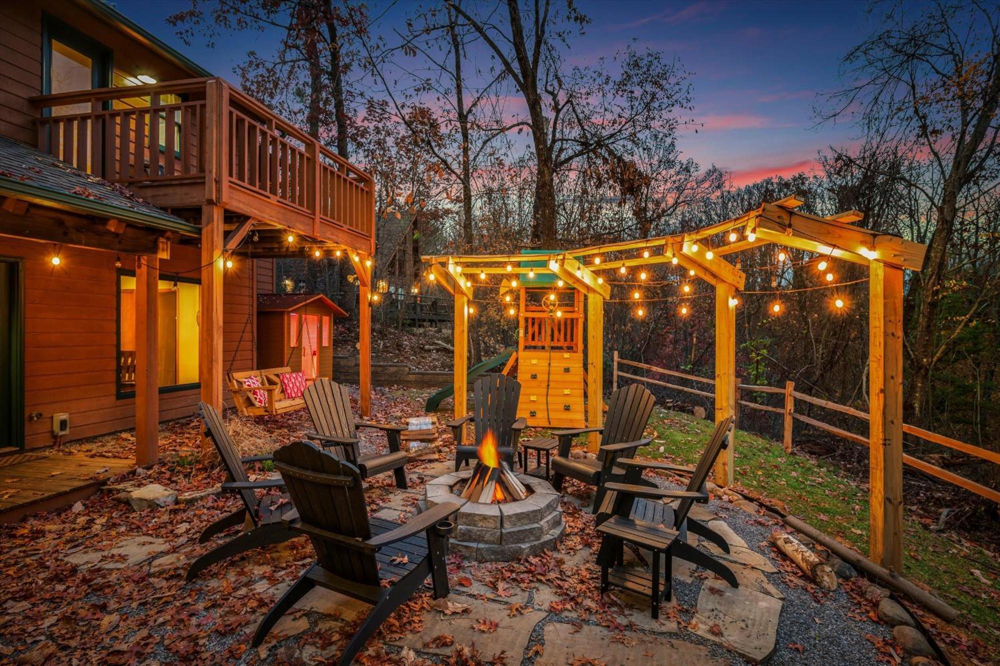 Holiday home Black Bear ~ Game ~ Hot Tub ~ Firepit Gatlinburg