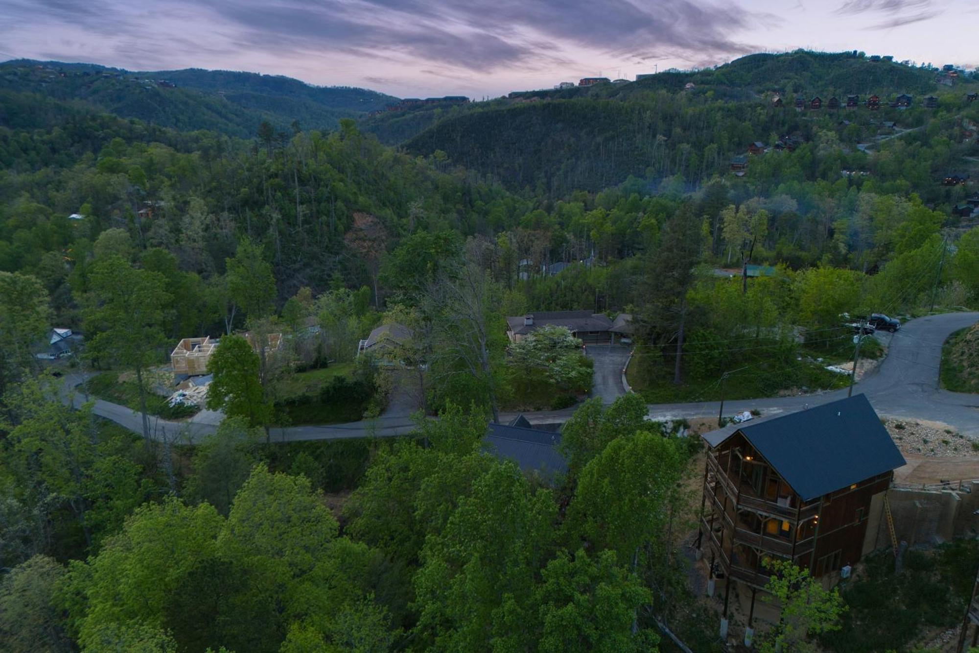 Birch By Avantstay Indoor Pool Theater Game Stunning Views Gatlinburg