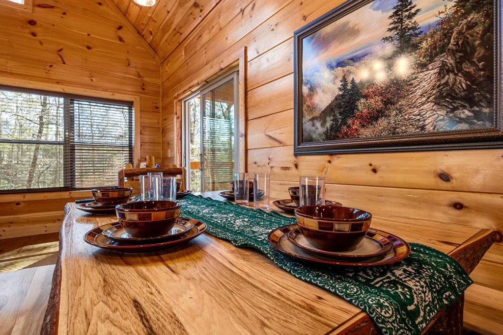 Bobcat Den By Eden Crest *
