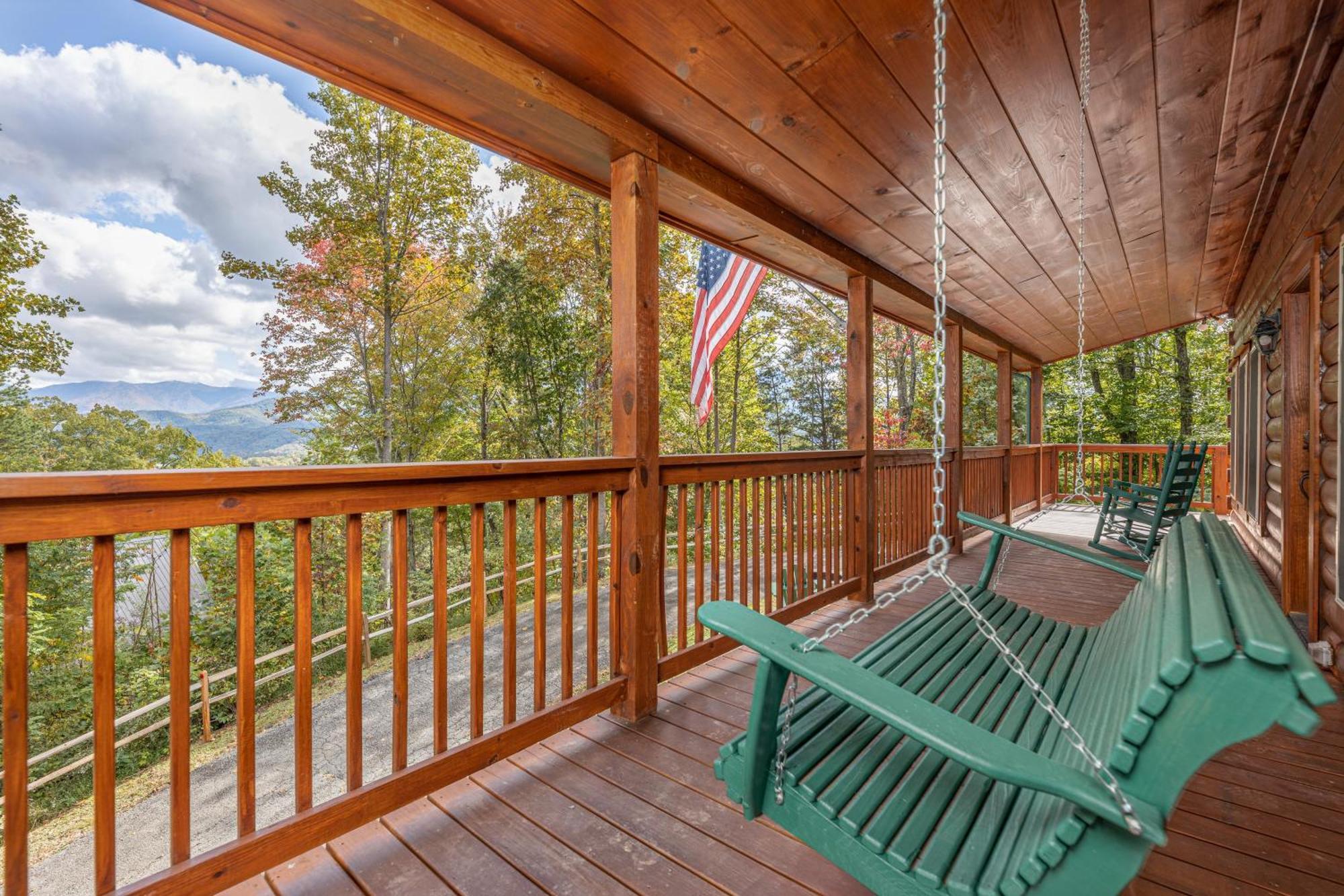Smoky Retreat By Eden Crest Chalet