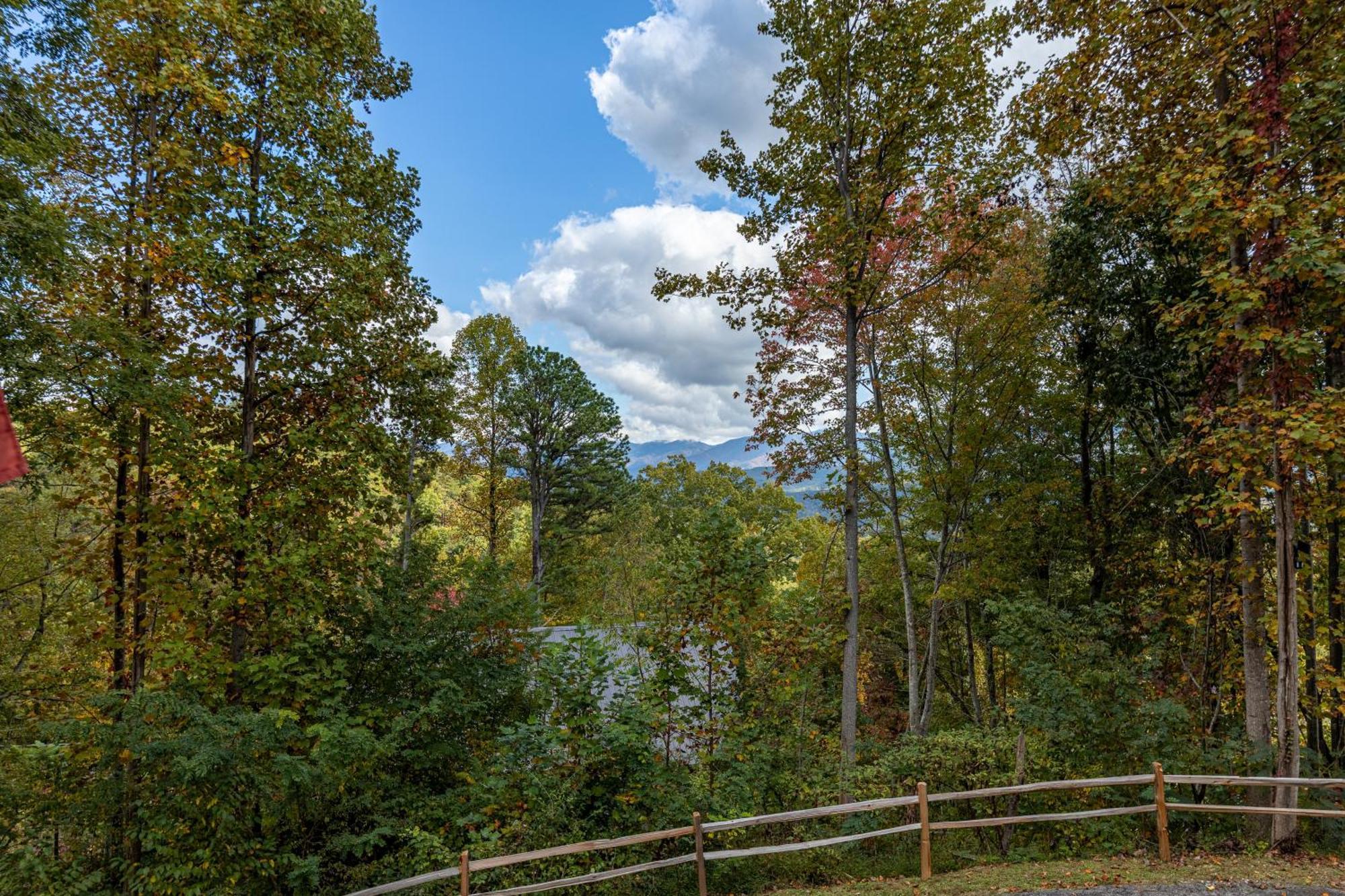 Smoky Retreat By Eden Crest Chalet Gatlinburg