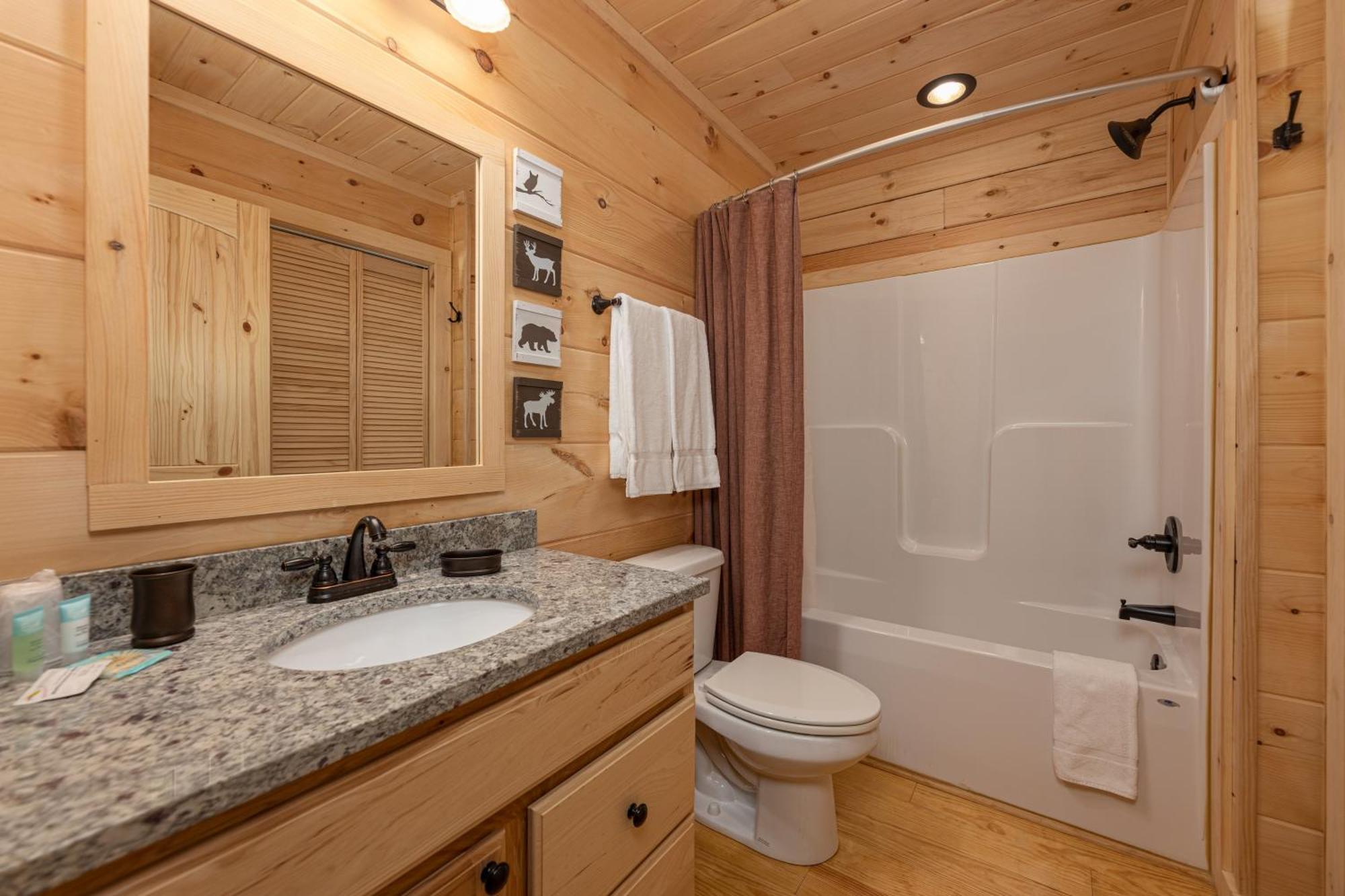 Chalet Smoky Retreat By Eden Crest