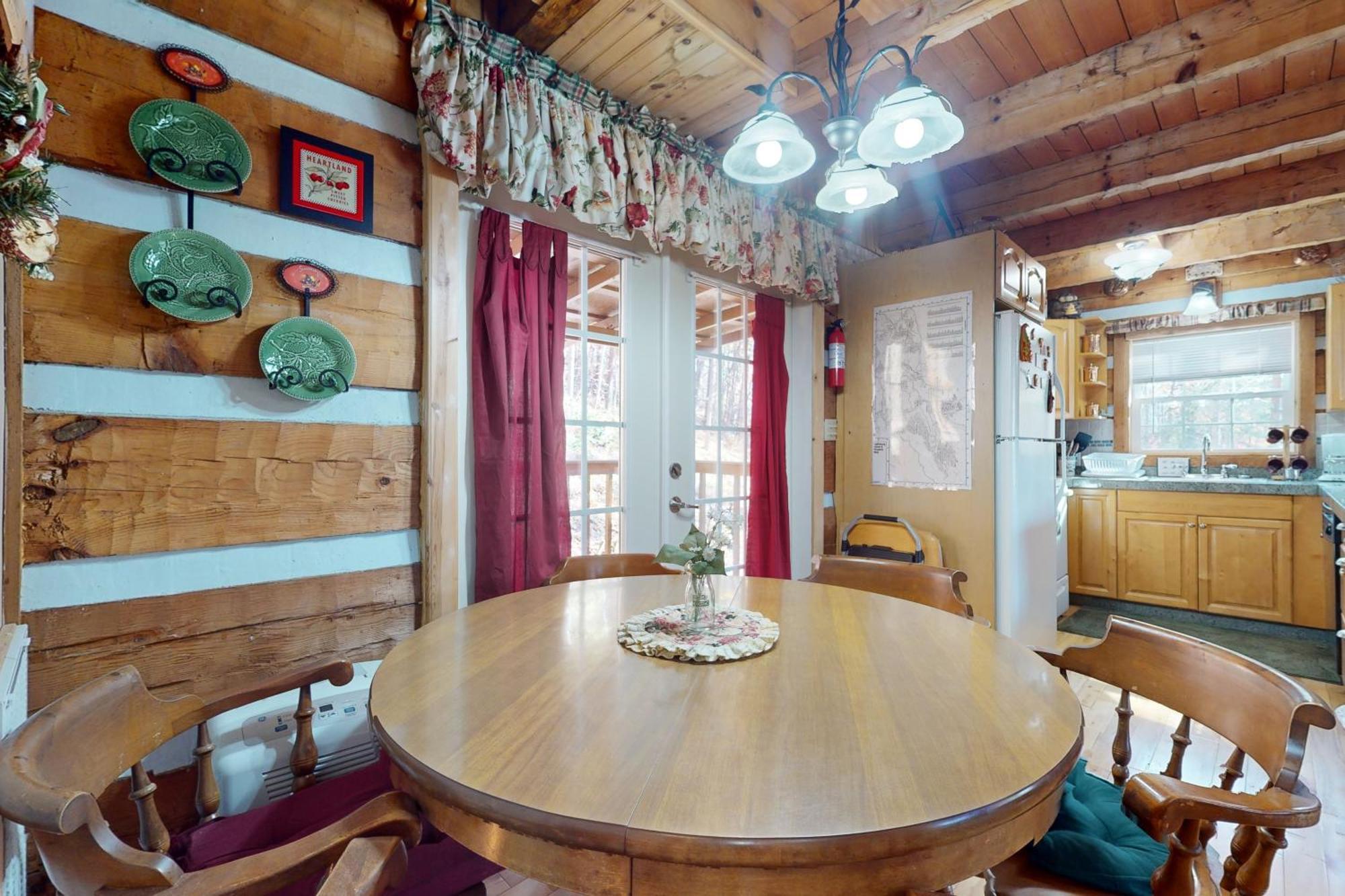 Comfy Cozy * Gatlinburg