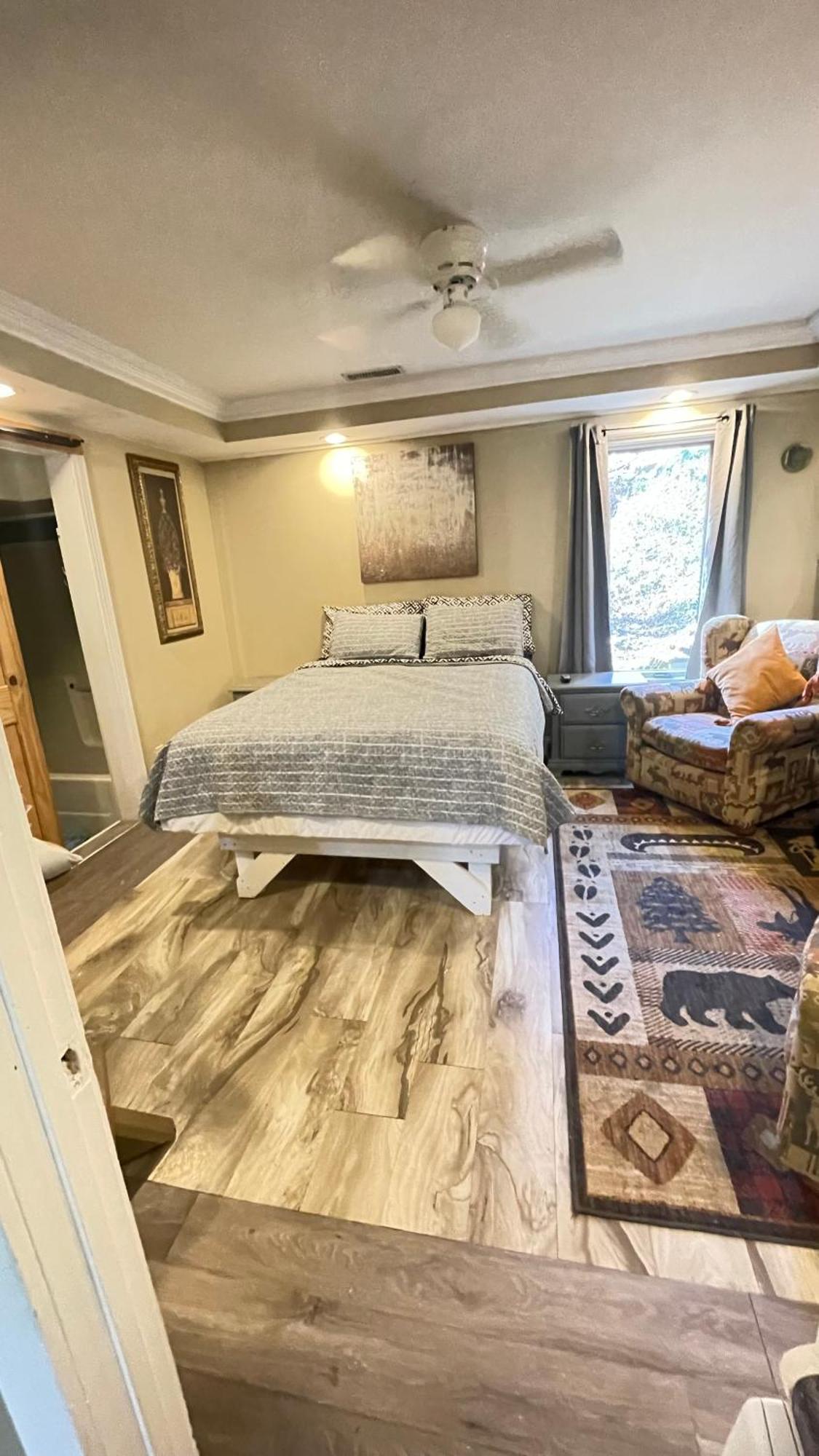 Apartment The Bears Den-420 & Pet Friendly Gatlinburg