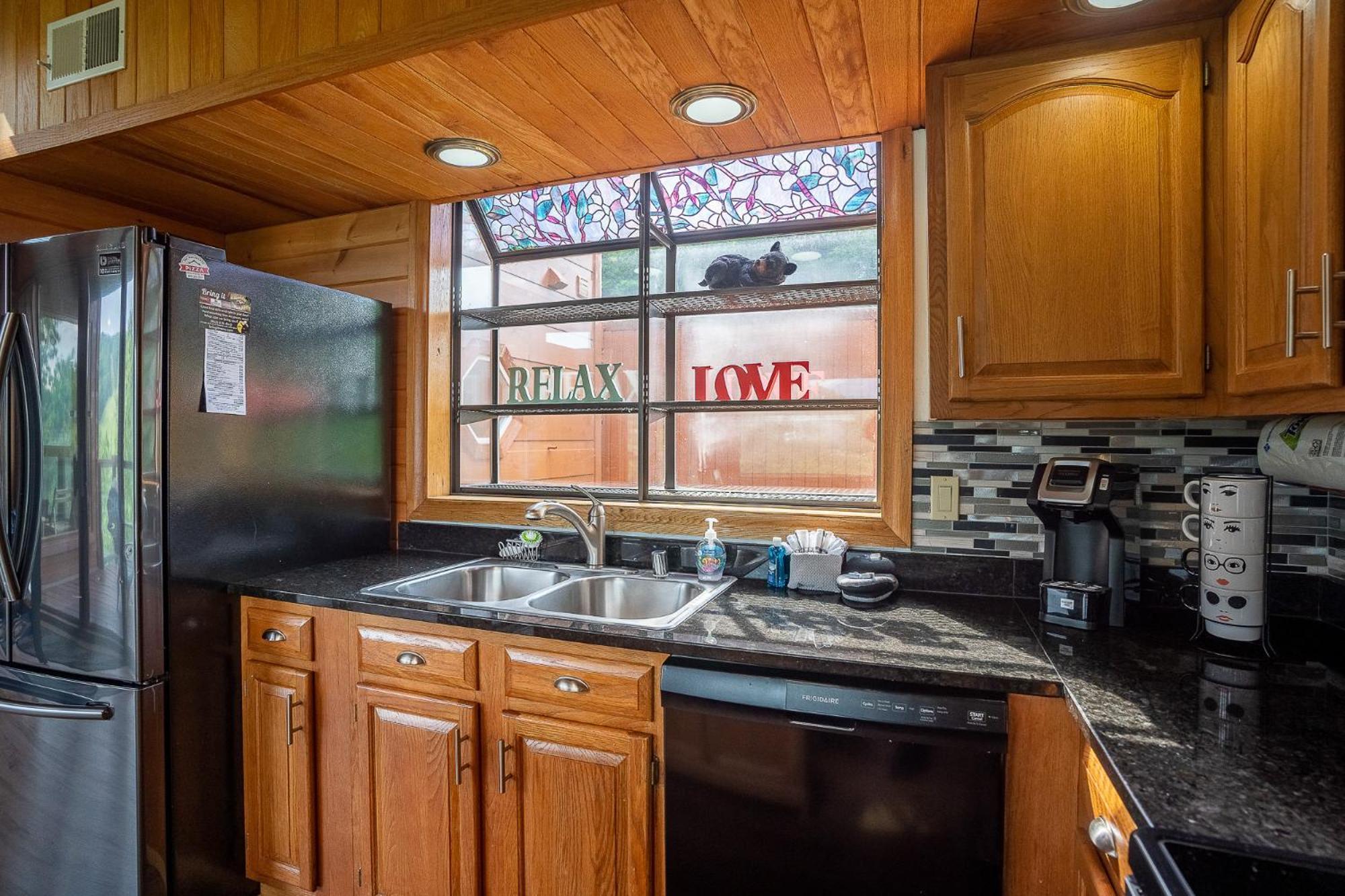 Beautiful 4 Bedroom With Million Dollar Views Gatlinburg