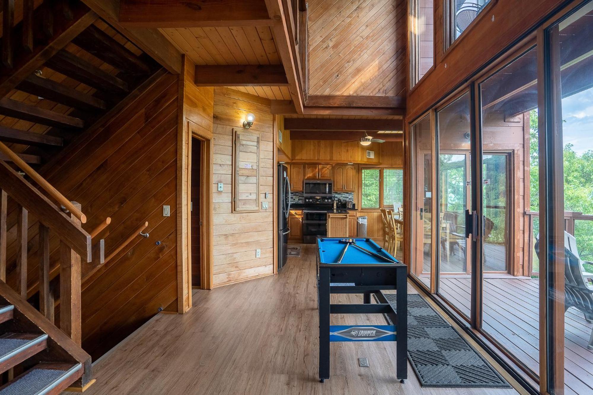 Beautiful 4 Bedroom With Million Dollar Views Chalet *