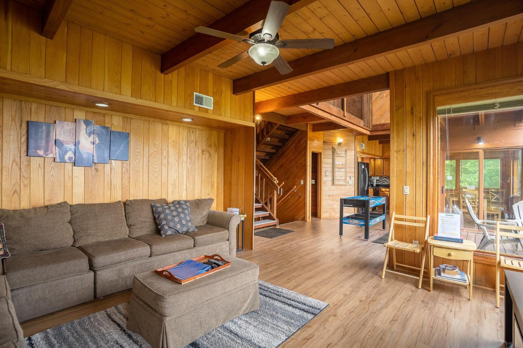 Chalet Beautiful 4 Bedroom With Million Dollar Views *