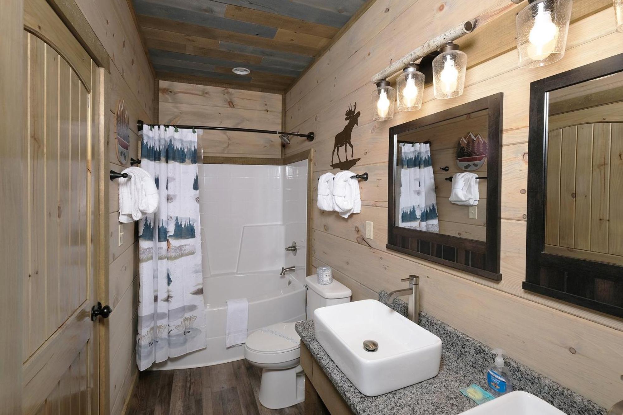 Splash N Heavenly Views Villa