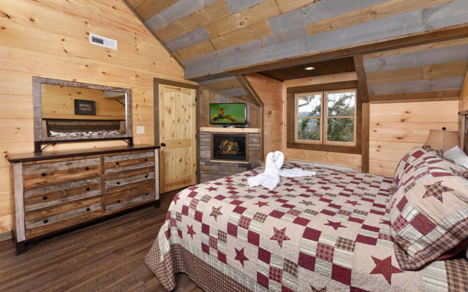 Big Bear Views Villa *