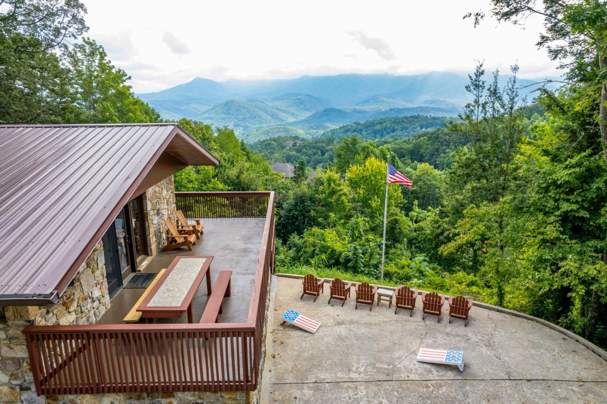 Picture Perfect 925 * Gatlinburg