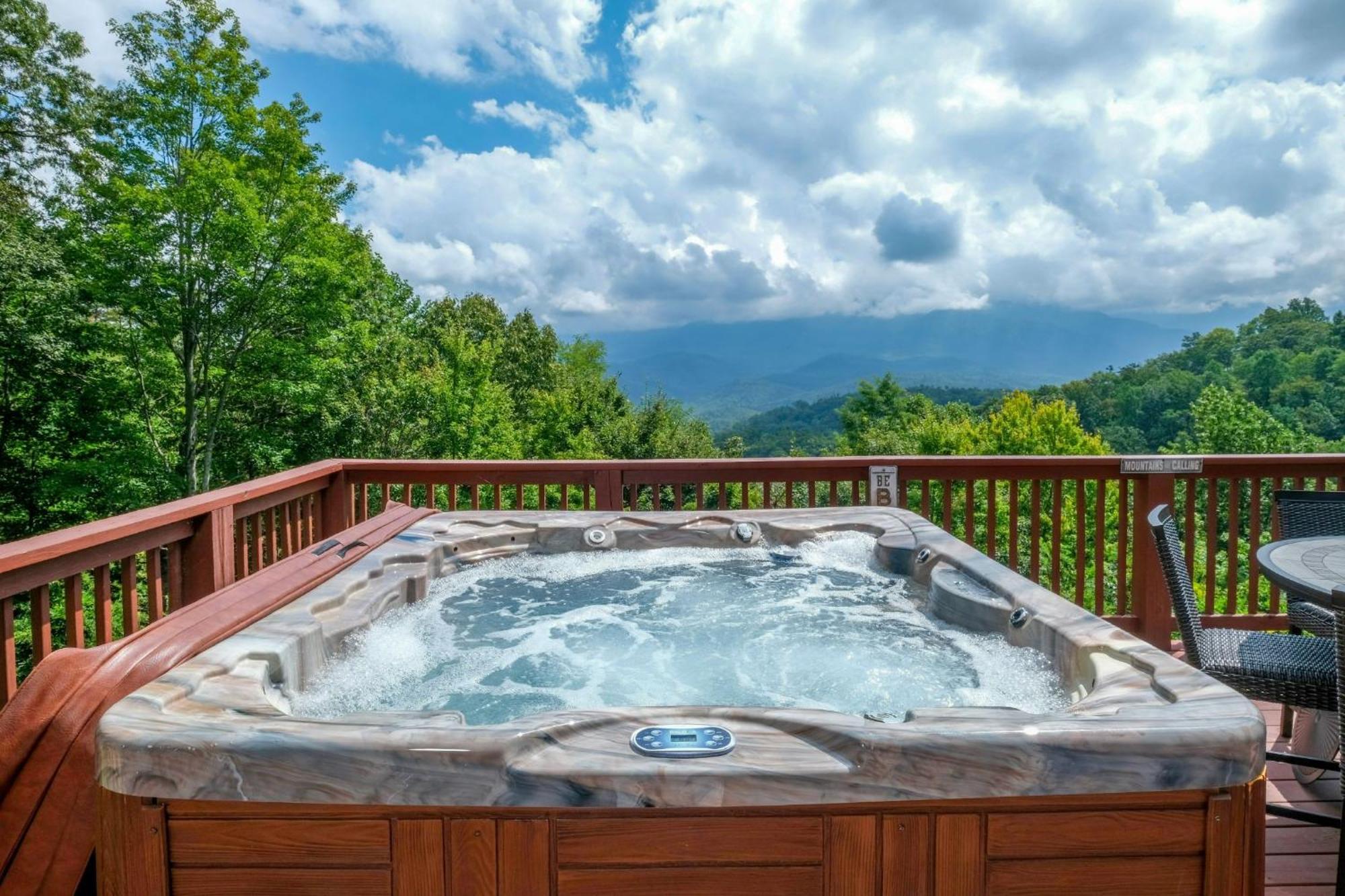 Picture Perfect 925 Villa Gatlinburg