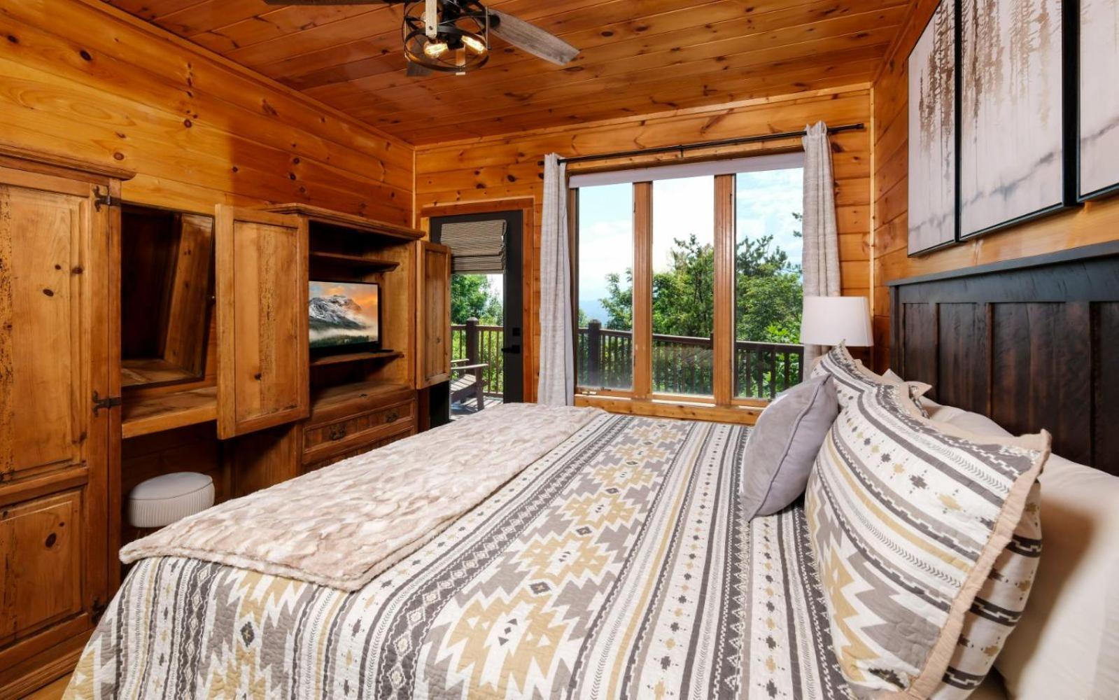Eagles Nest * Gatlinburg