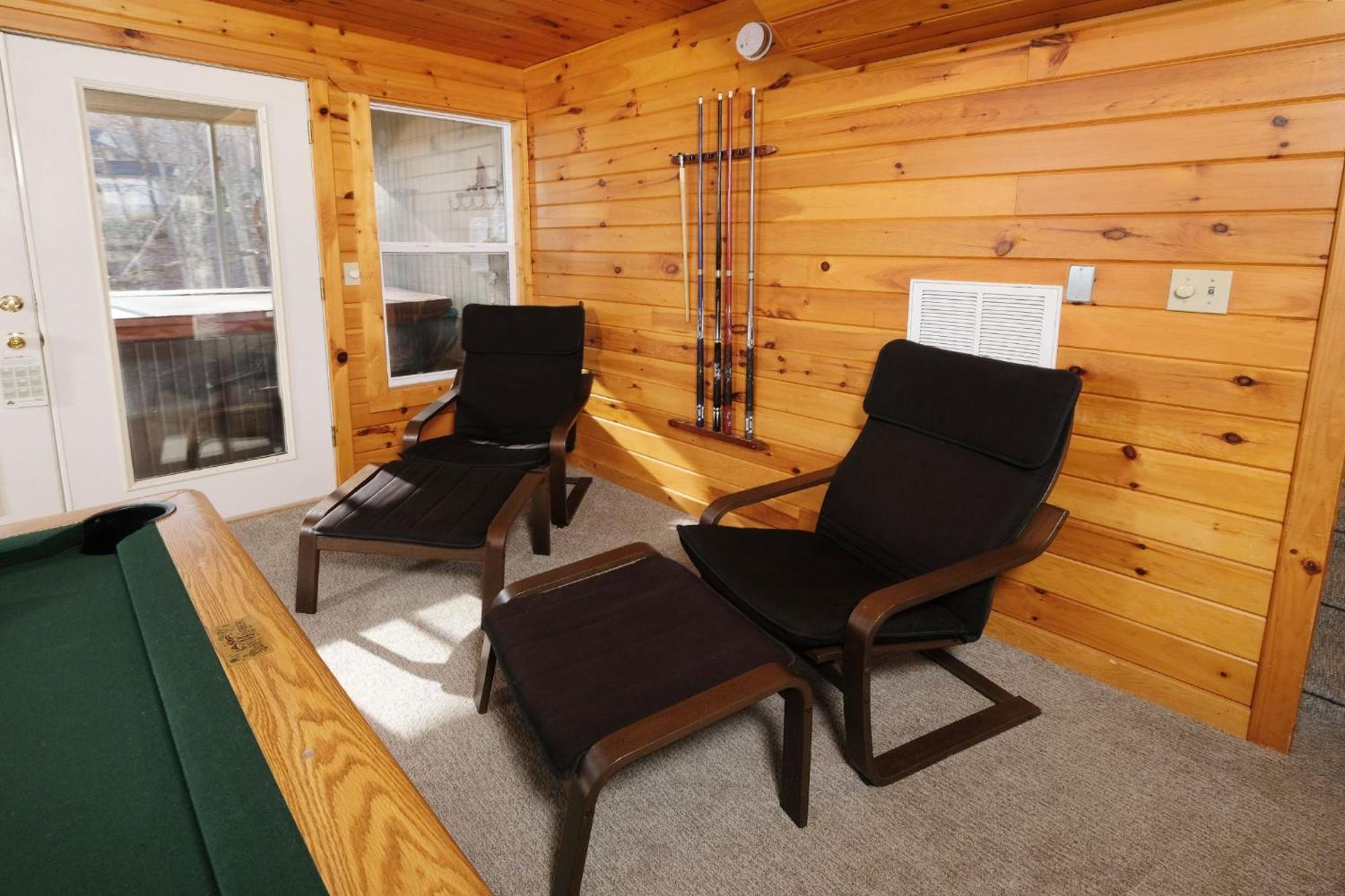 Villa Mountain Therapy 1123 Gatlinburg