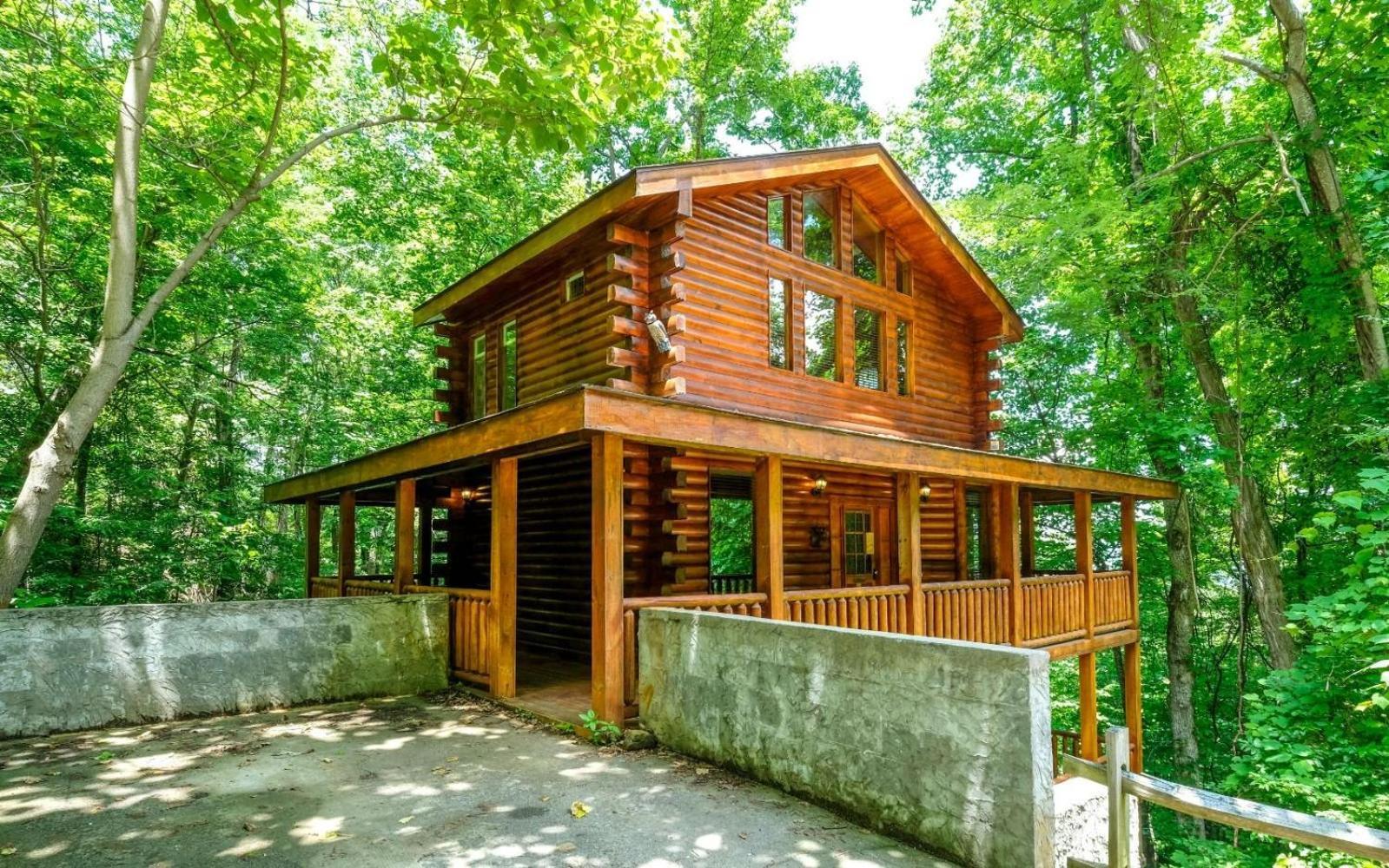 Smoky Getaway Villa *