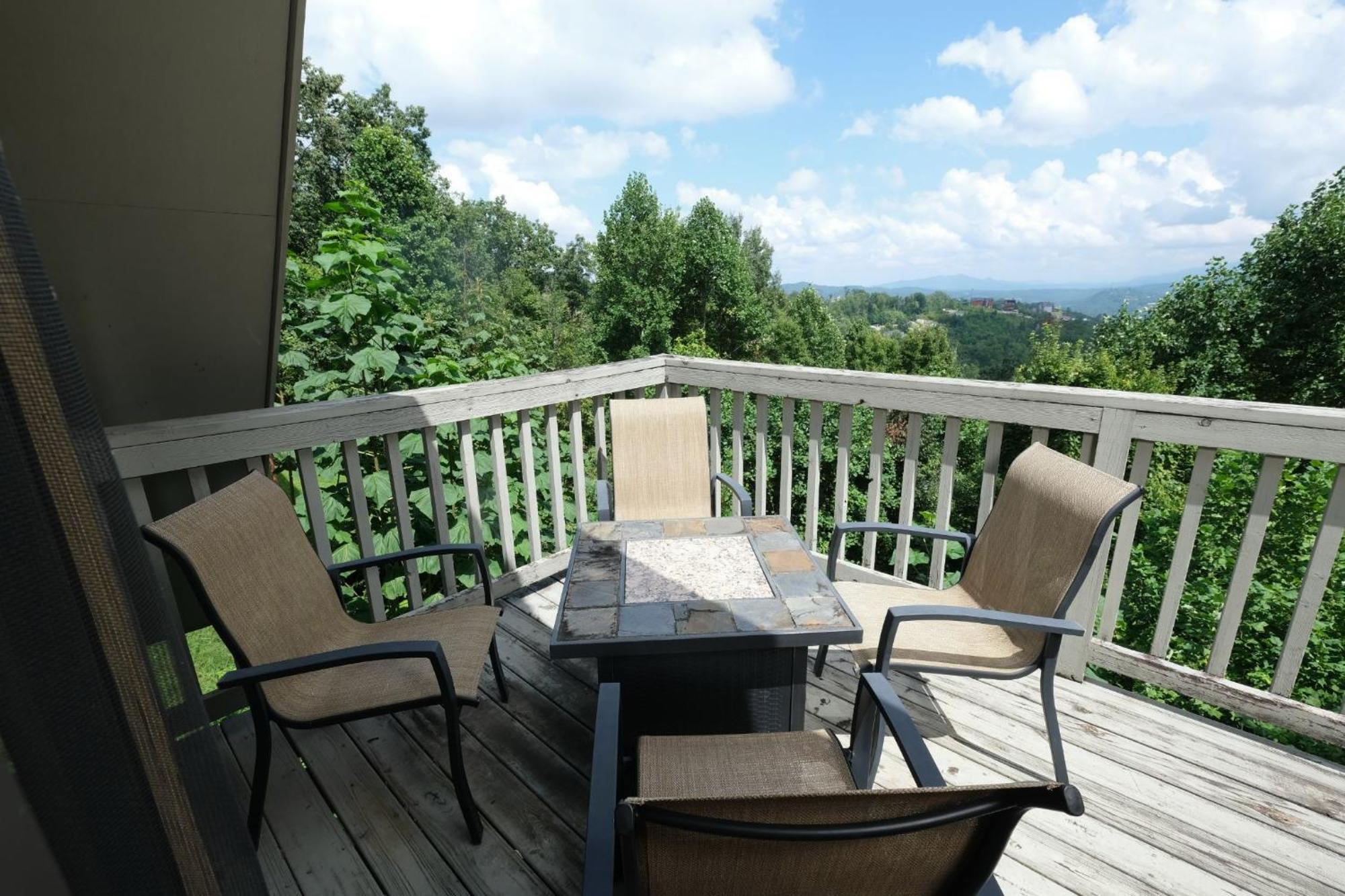 Villa Holly Tree 936 Gatlinburg