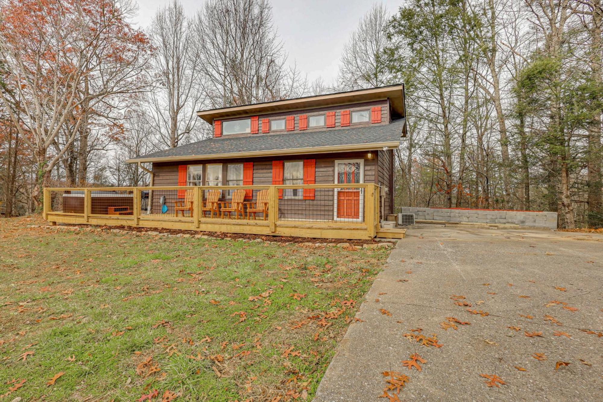 Holiday home Family-friendly With Hot Tub In Gatlinburg! Gatlinburg