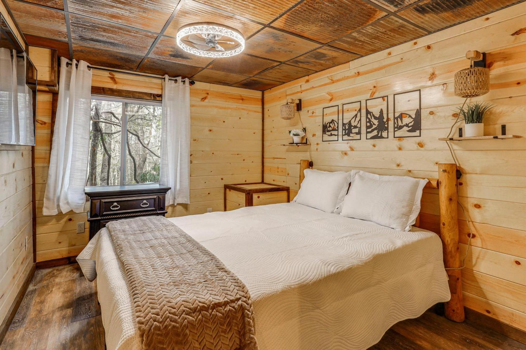 Family-friendly With Hot Tub In Gatlinburg! * Gatlinburg
