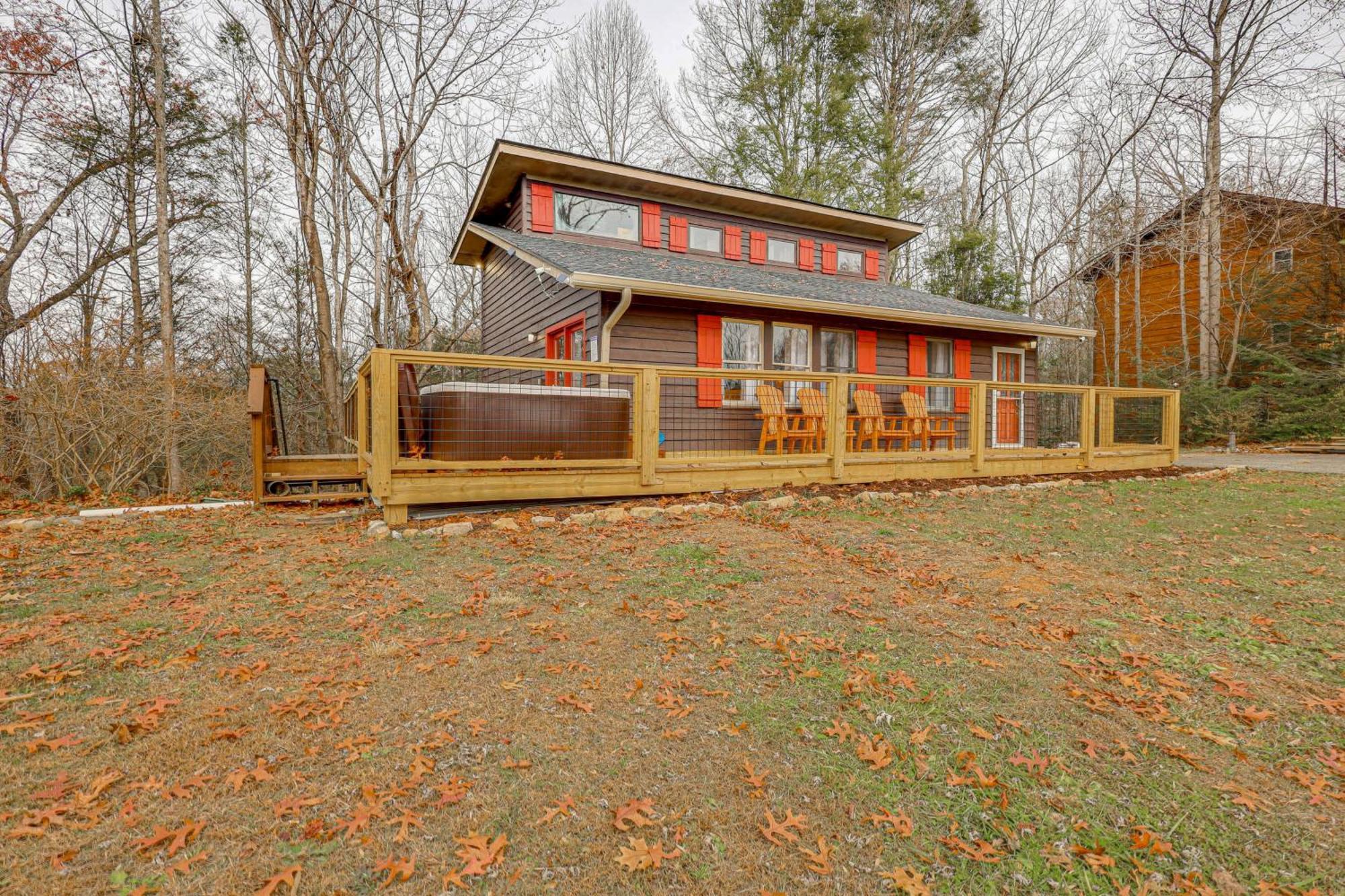 Family-friendly With Hot Tub In Gatlinburg! Holiday home *
