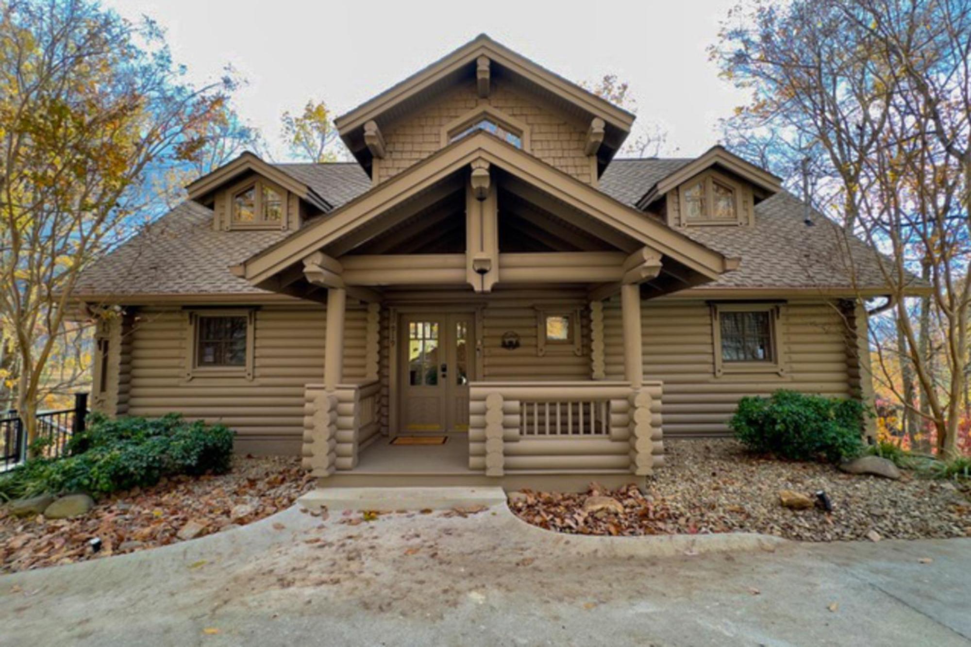 4 Pines Holiday home *