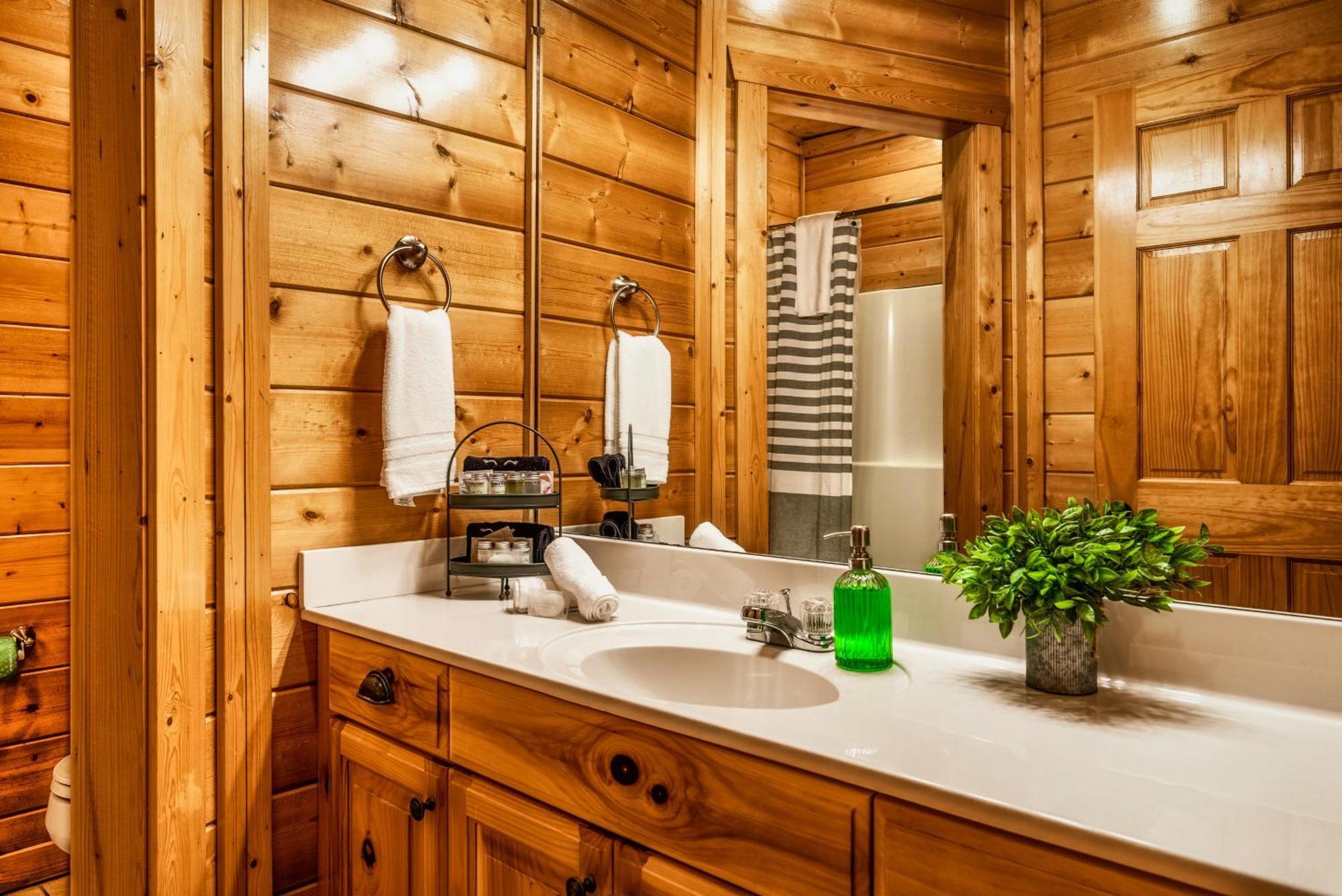 Great Alpine - 4 Kingsuites-july Deals-views-hot Tub-firepit-gamerm * Gatlinburg
