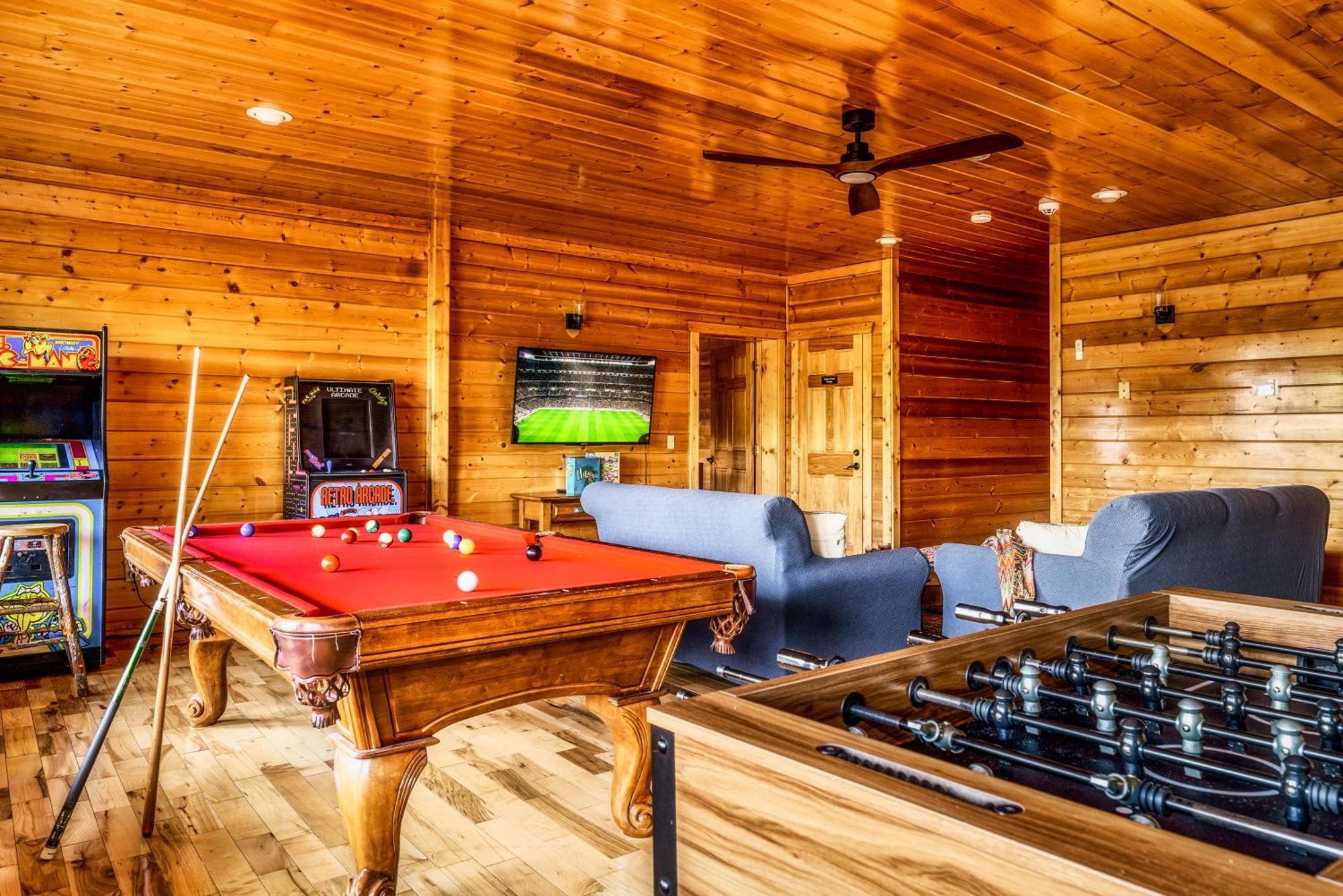 Great Alpine - 4 Kingsuites-july Deals-views-hot Tub-firepit-gamerm Chalet *