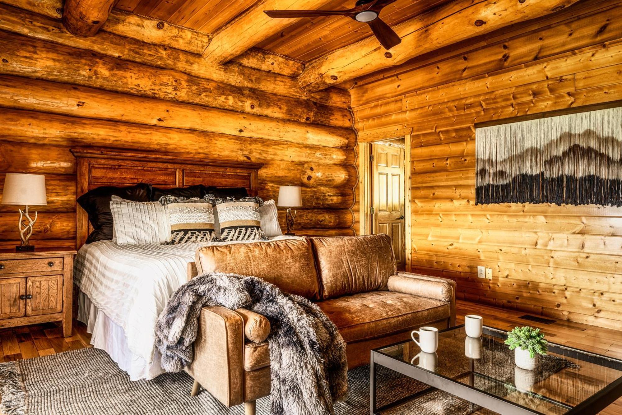 Chalet Great Alpine - 4 Kingsuites-july Deals-views-hot Tub-firepit-gamerm