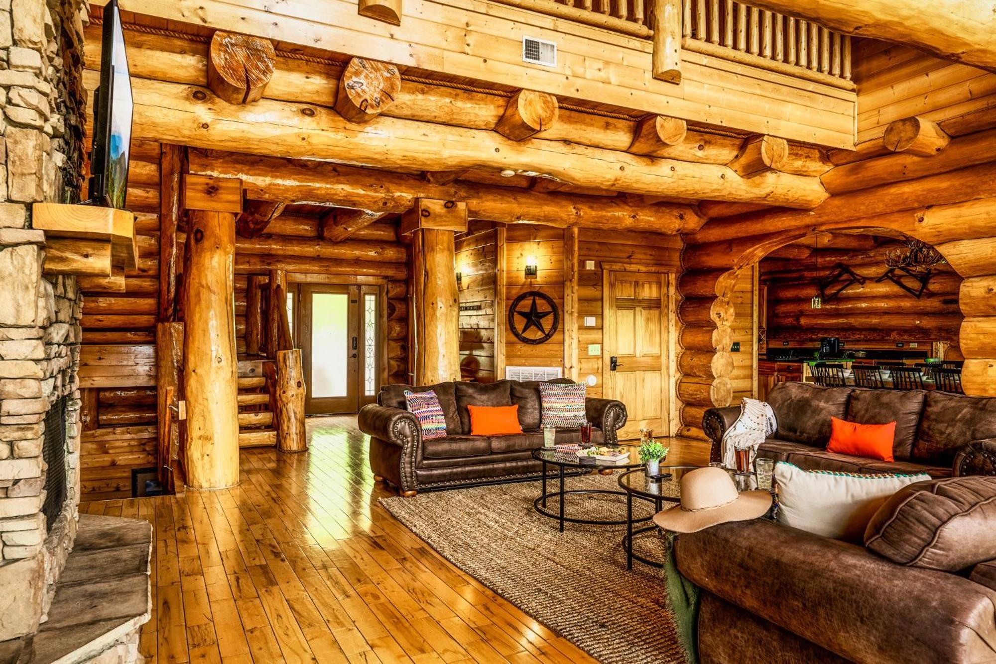 Great Alpine - 4 Kingsuites-july Deals-views-hot Tub-firepit-gamerm Gatlinburg