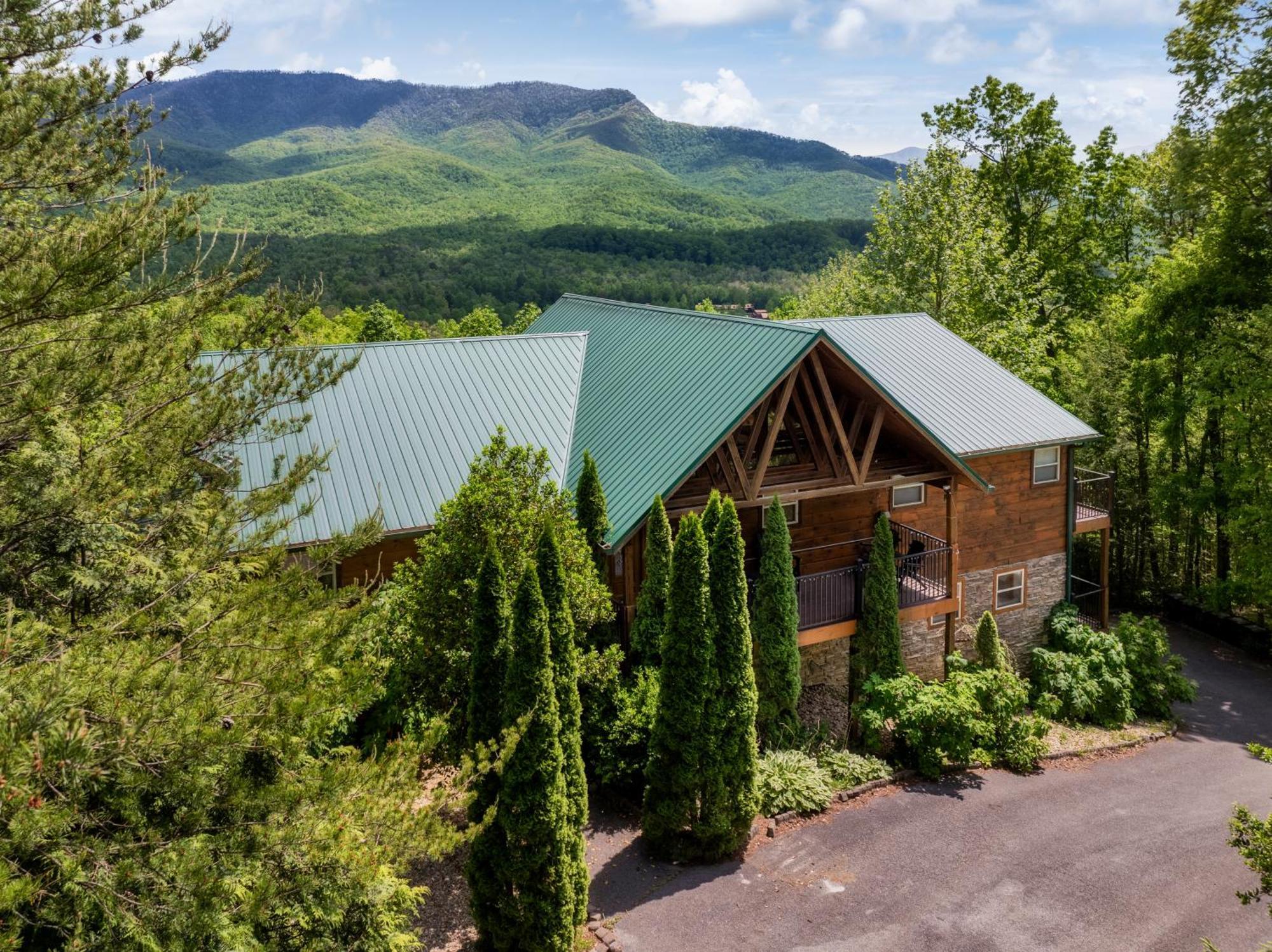 Moonshine Mtn - Hugelodge - Views - April Deals - Game Rm - Hot Tub - Fire Pit