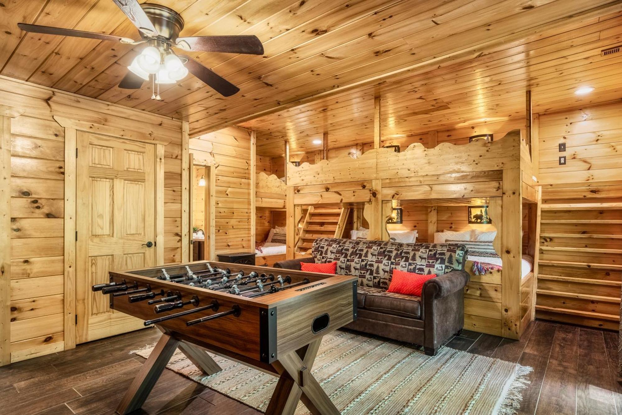 Chalet Moonshine Mtn - Hugelodge - Views - April Deals - Game Rm - Hot Tub - Fire Pit