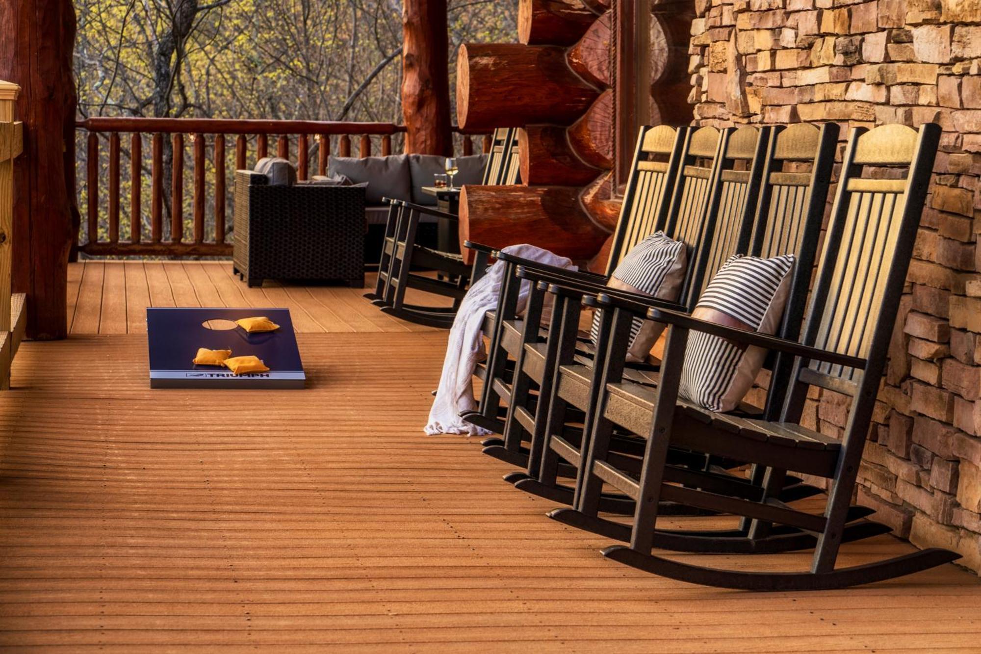 Timberwolf - Luxe 5 Star Retreat-july Deal-game Rm-ps5-firepit-hot Tub * Gatlinburg