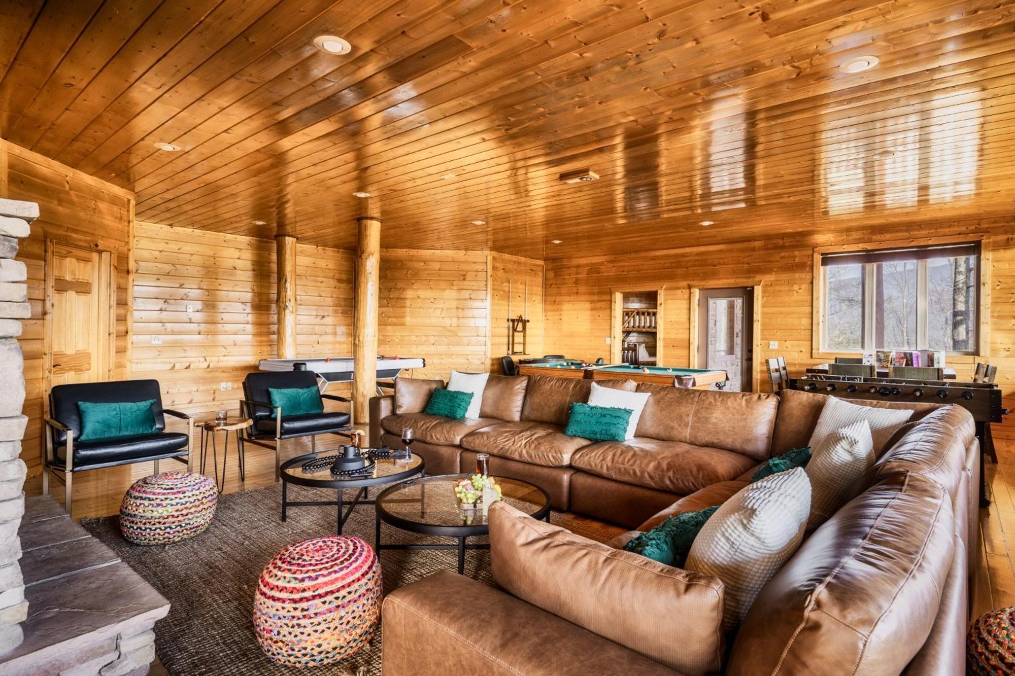 Chalet Timberwolf - Luxe 5 Star Retreat-july Deal-game Rm-ps5-firepit-hot Tub *