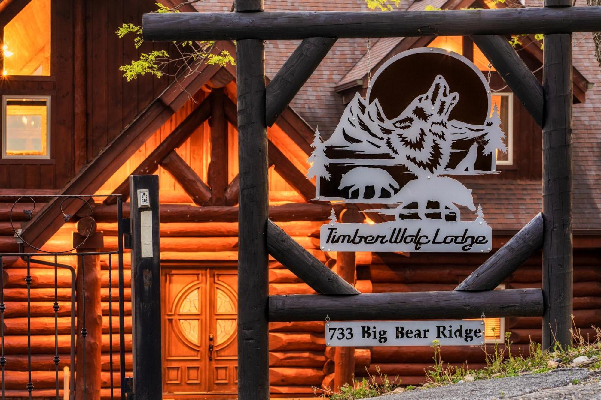 Timberwolf - Luxe 5 Star Retreat-july Deal-game Rm-ps5-firepit-hot Tub *