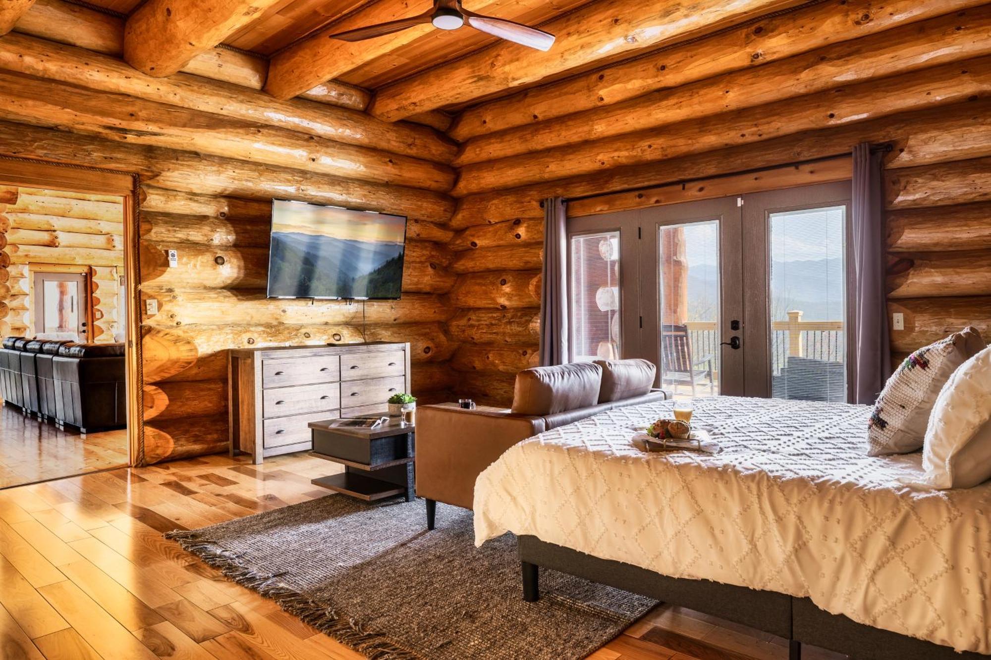 Timberwolf - Luxe 5 Star Retreat-july Deal-game Rm-ps5-firepit-hot Tub *