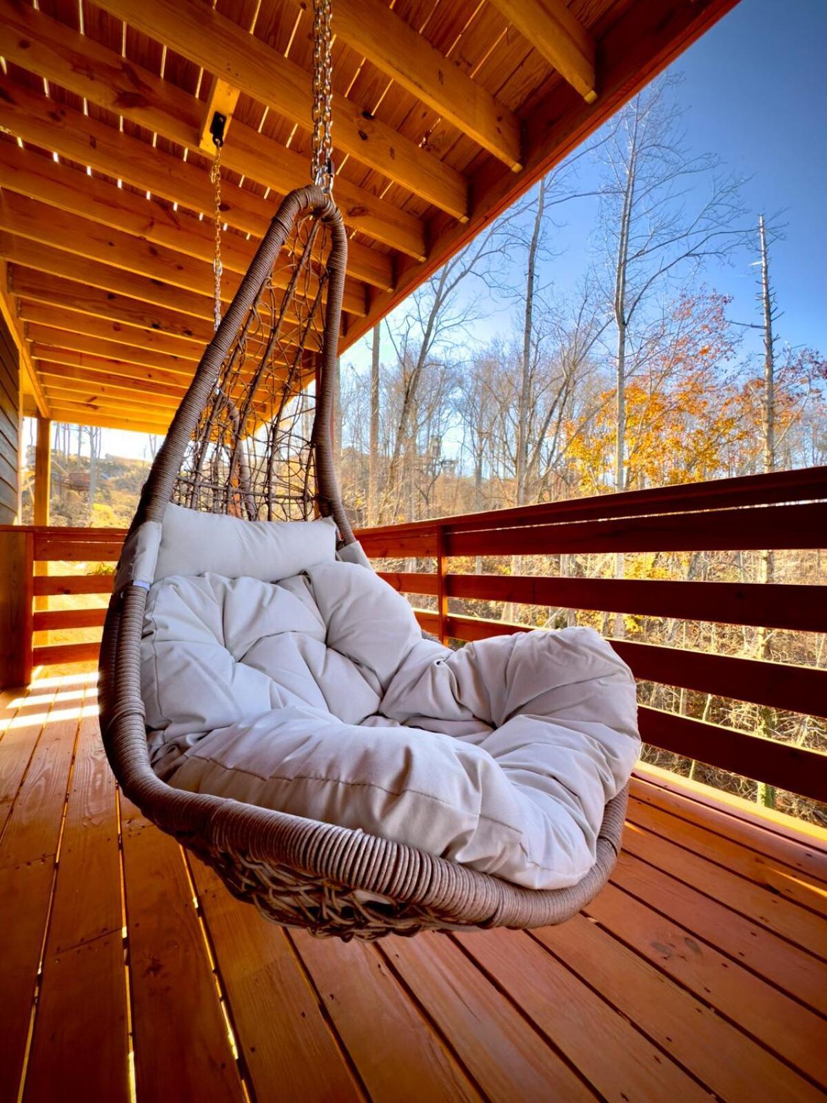 Luxury Modern Hot Tub And Sauna Holiday home *