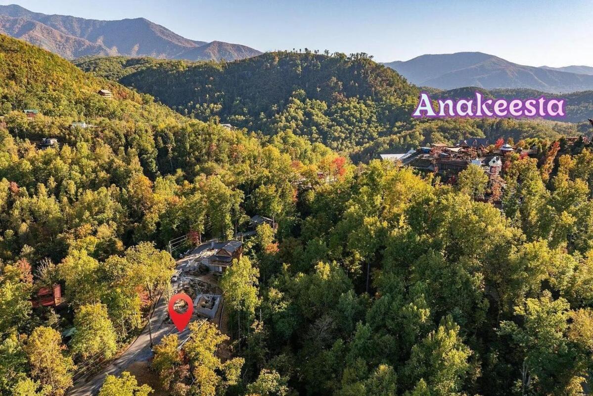 Luxury Modern Hot Tub And Sauna Holiday home Gatlinburg