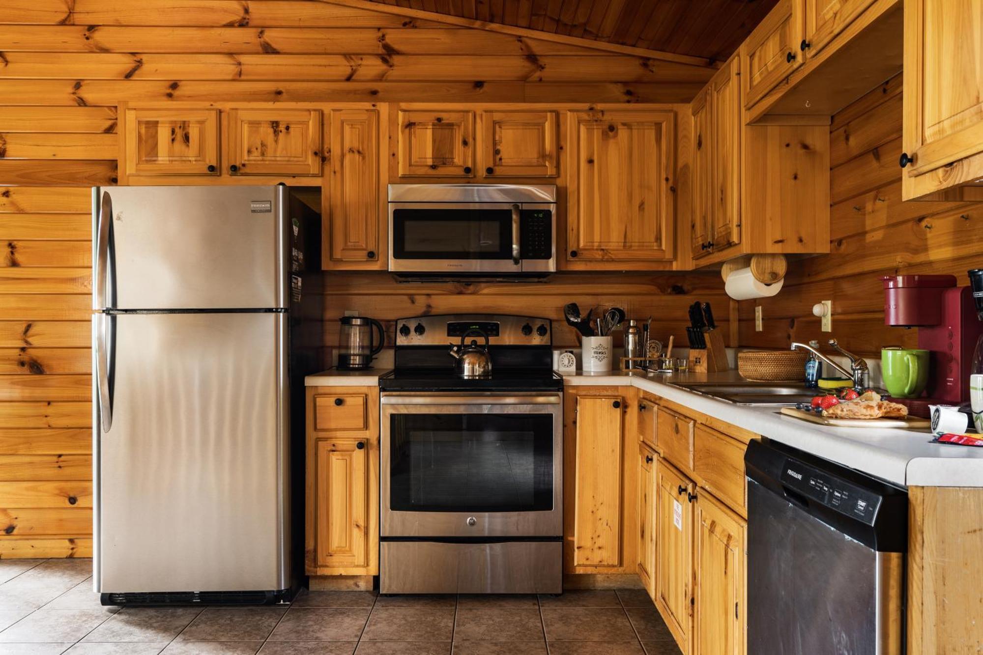 Elevista - Quaint&private-views-hottub-pooltable-bears-3 Clubhouse Pools Chalet *