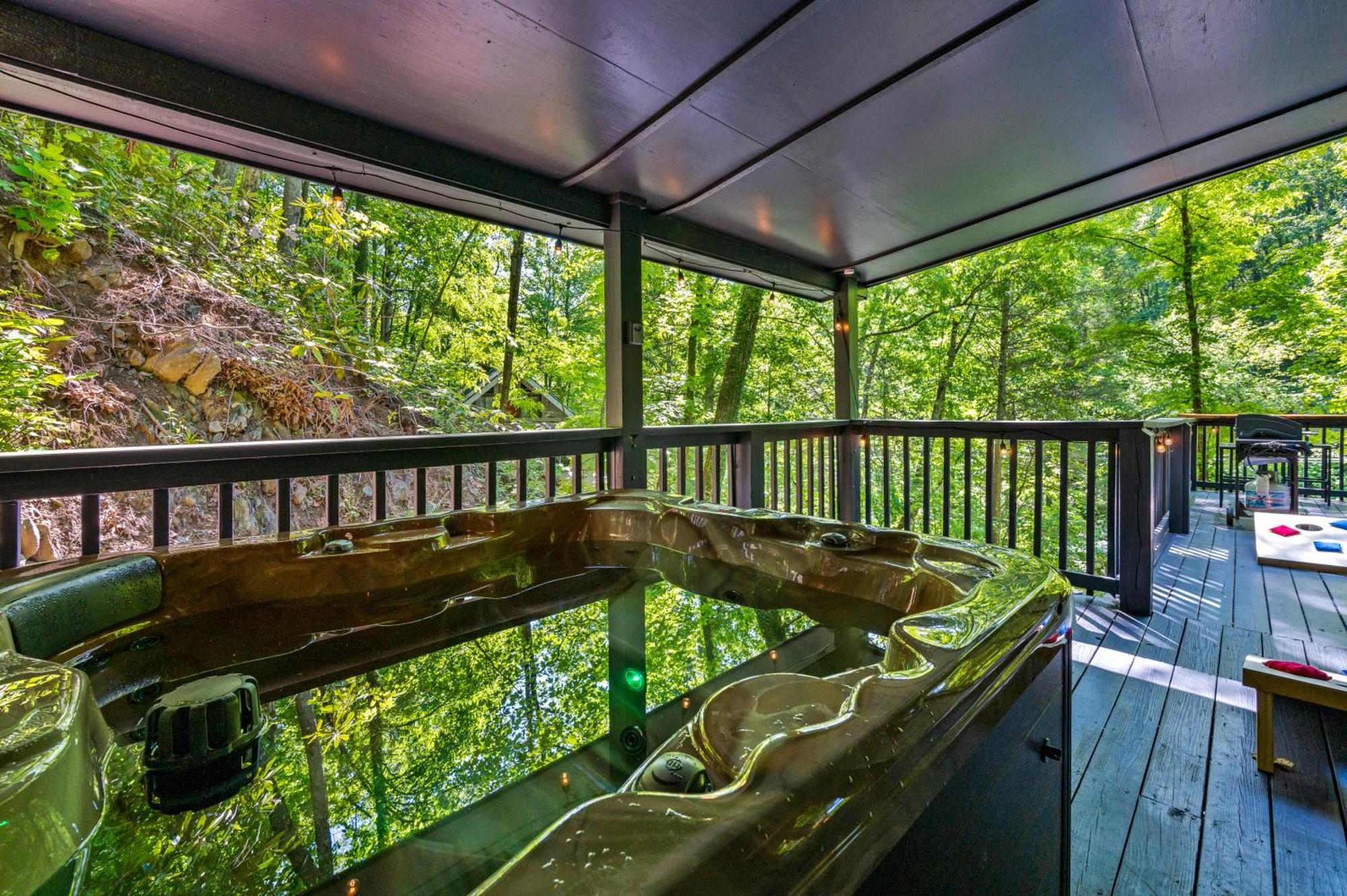 Escape To Sugar Chalet: The Rustic Modern Retreat Chalet Gatlinburg