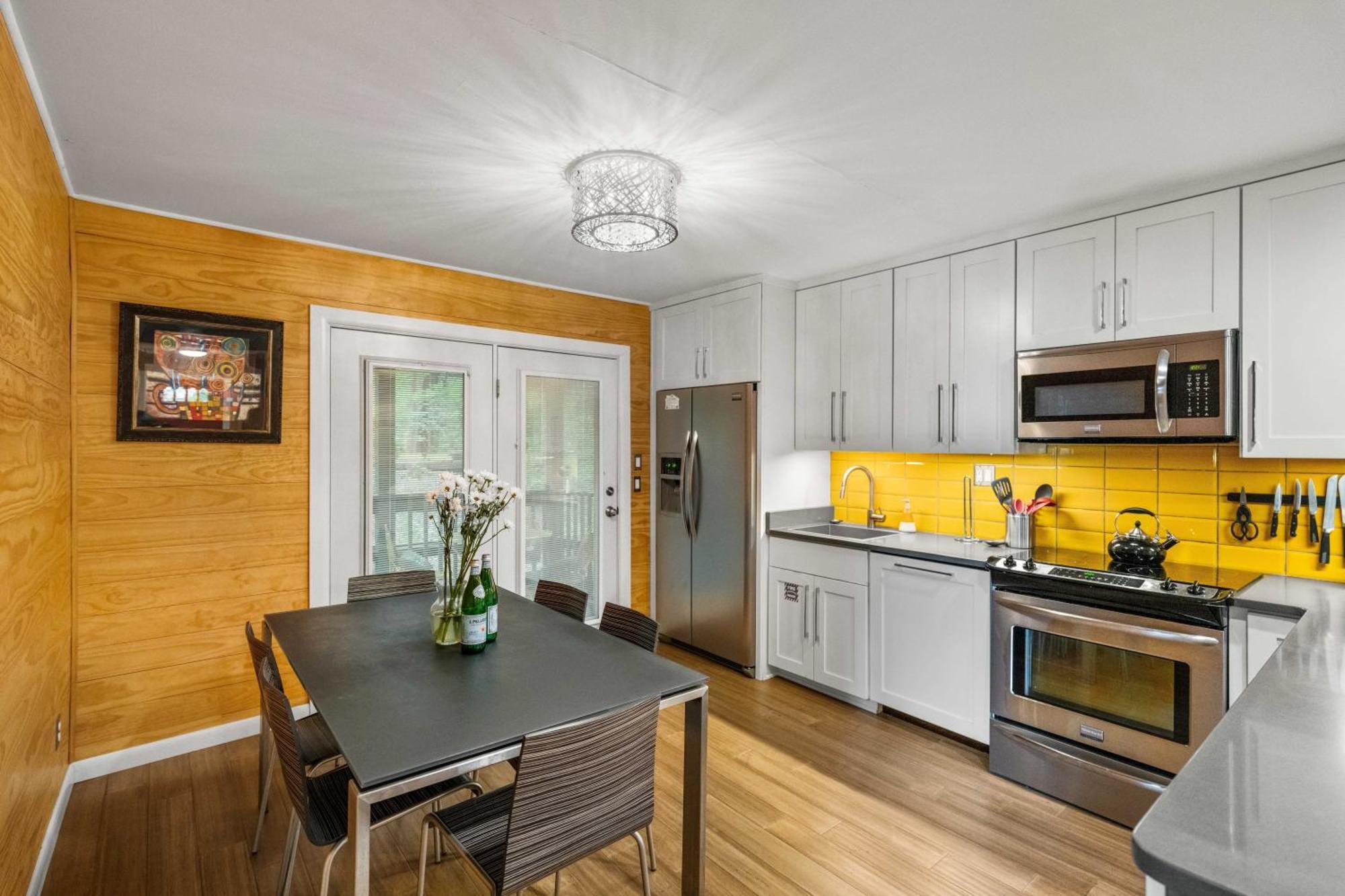 Honey Bear - Unique Boutique In With Mt Leconte View Chalet