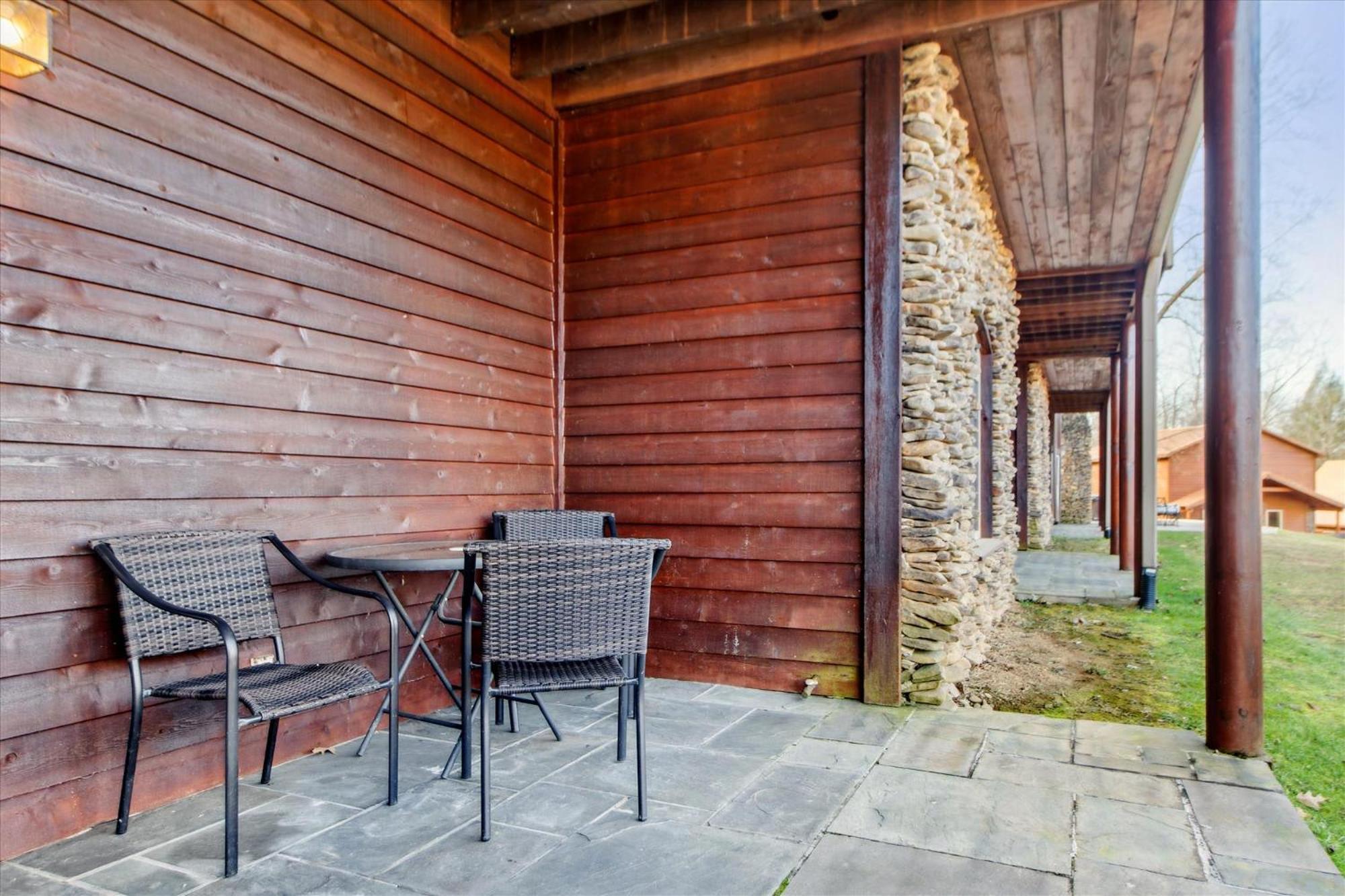 Fam Friendly - 2br - Pool Fitness Ctr